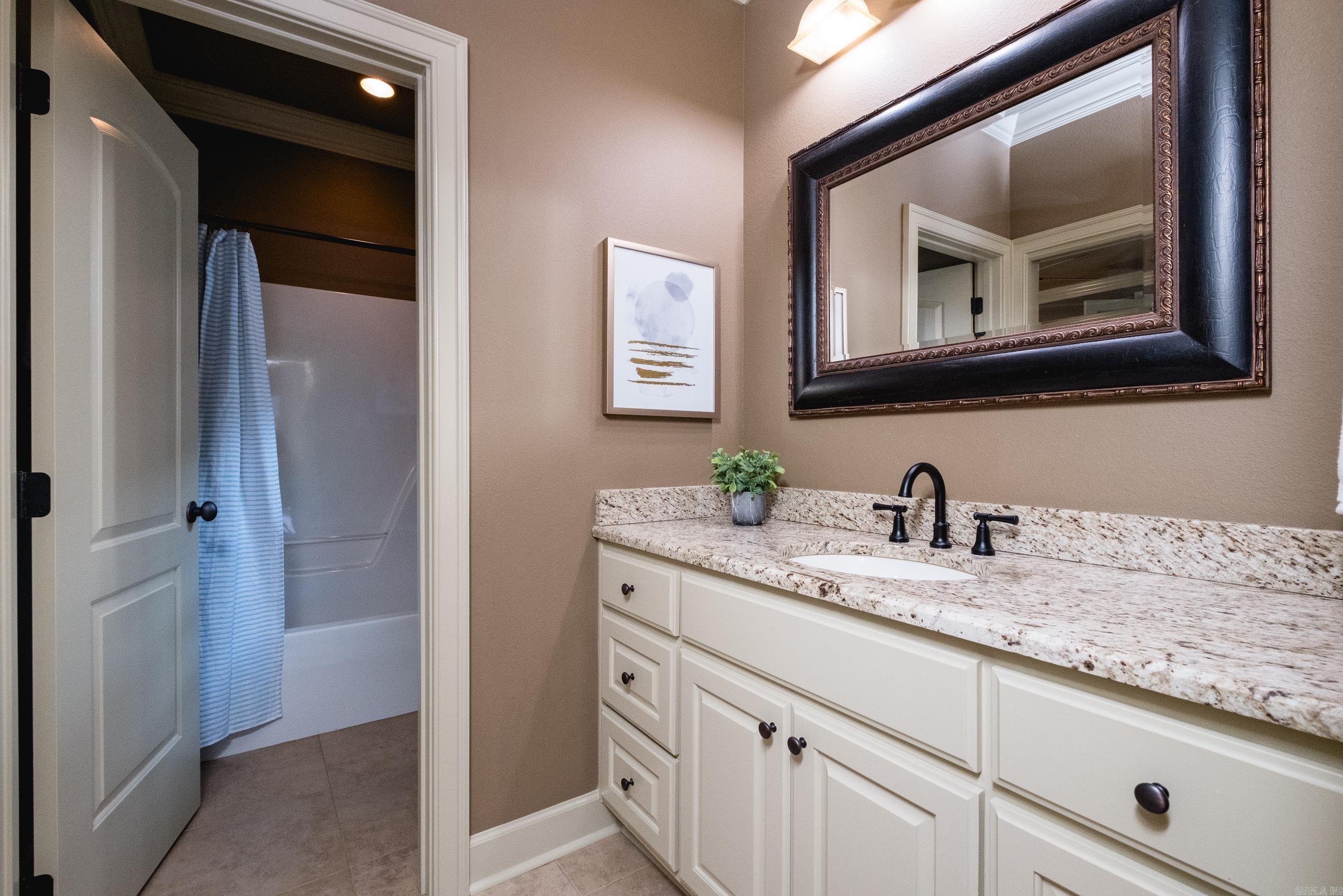 CHENAL VALLEY EPERNAY PLACE - Residential