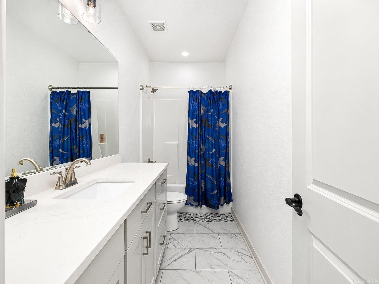 41ST ADDN/STEPHENSON LOOP - Residential