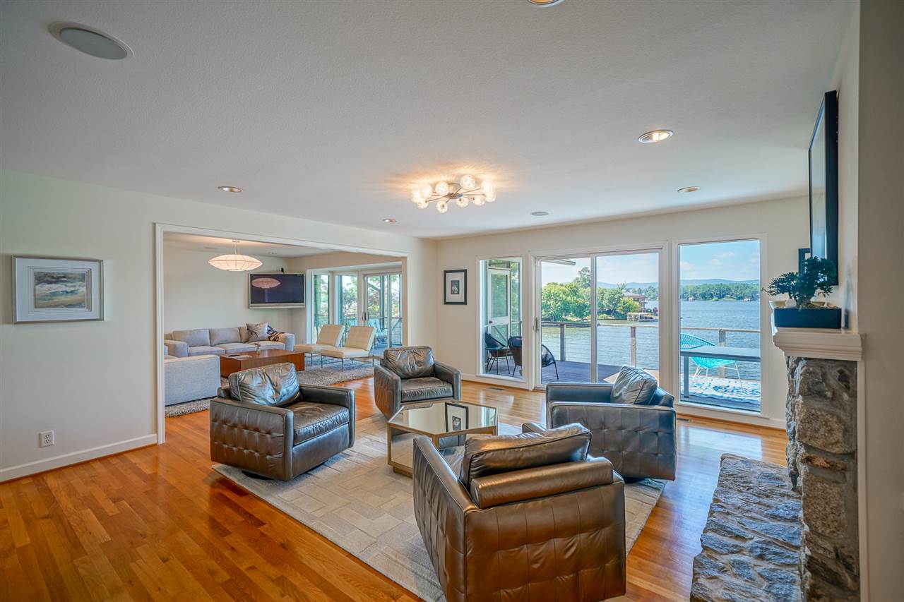 Quinns Lake Park - Residential