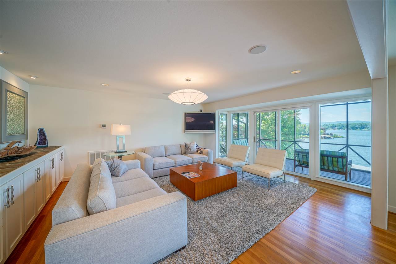 Quinns Lake Park - Residential