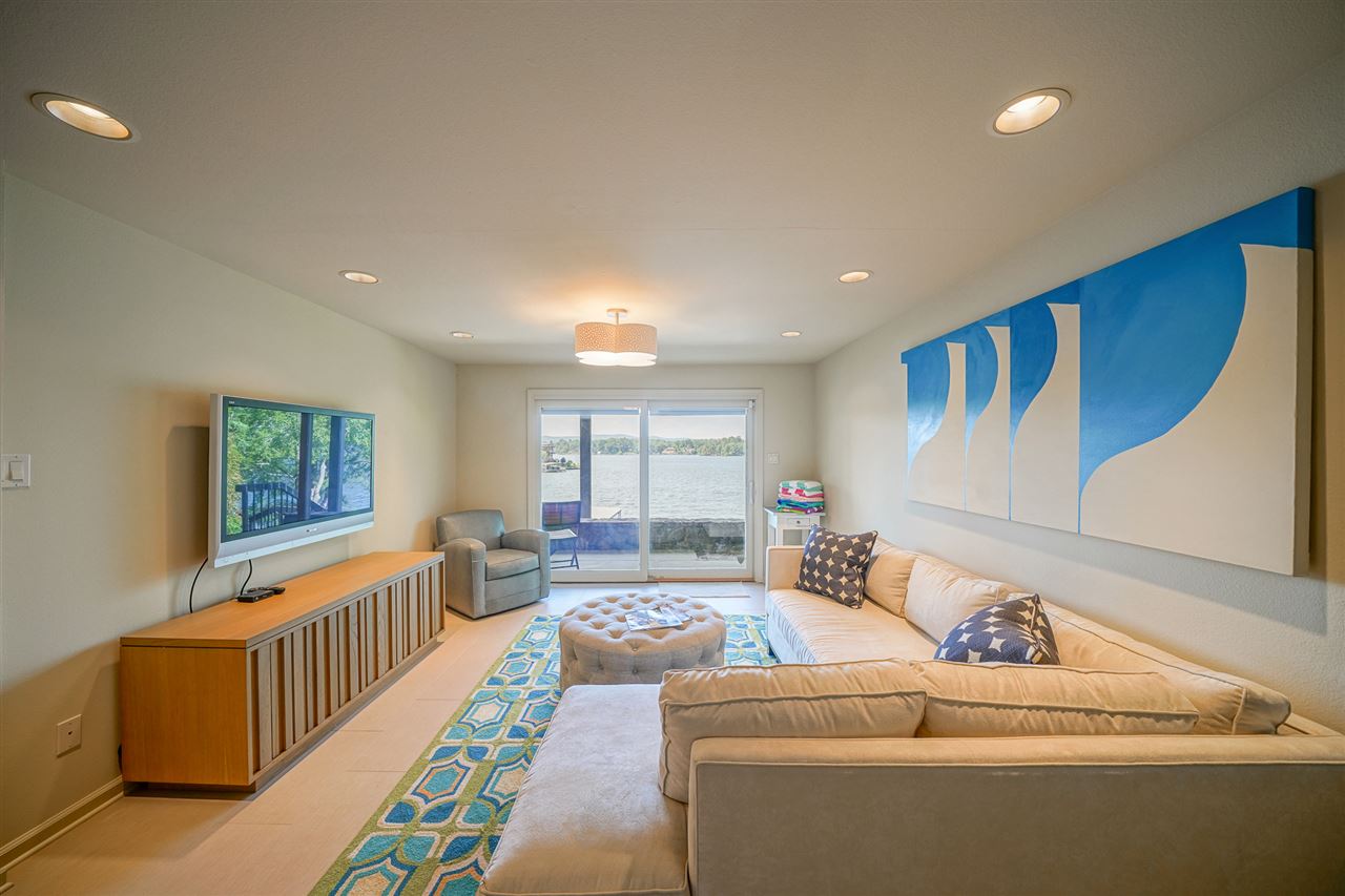 Quinns Lake Park - Residential
