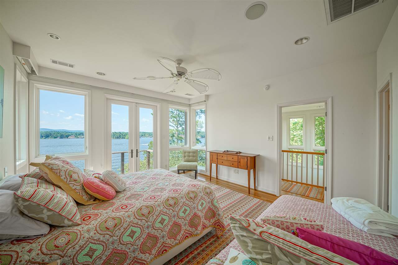 Quinns Lake Park - Residential