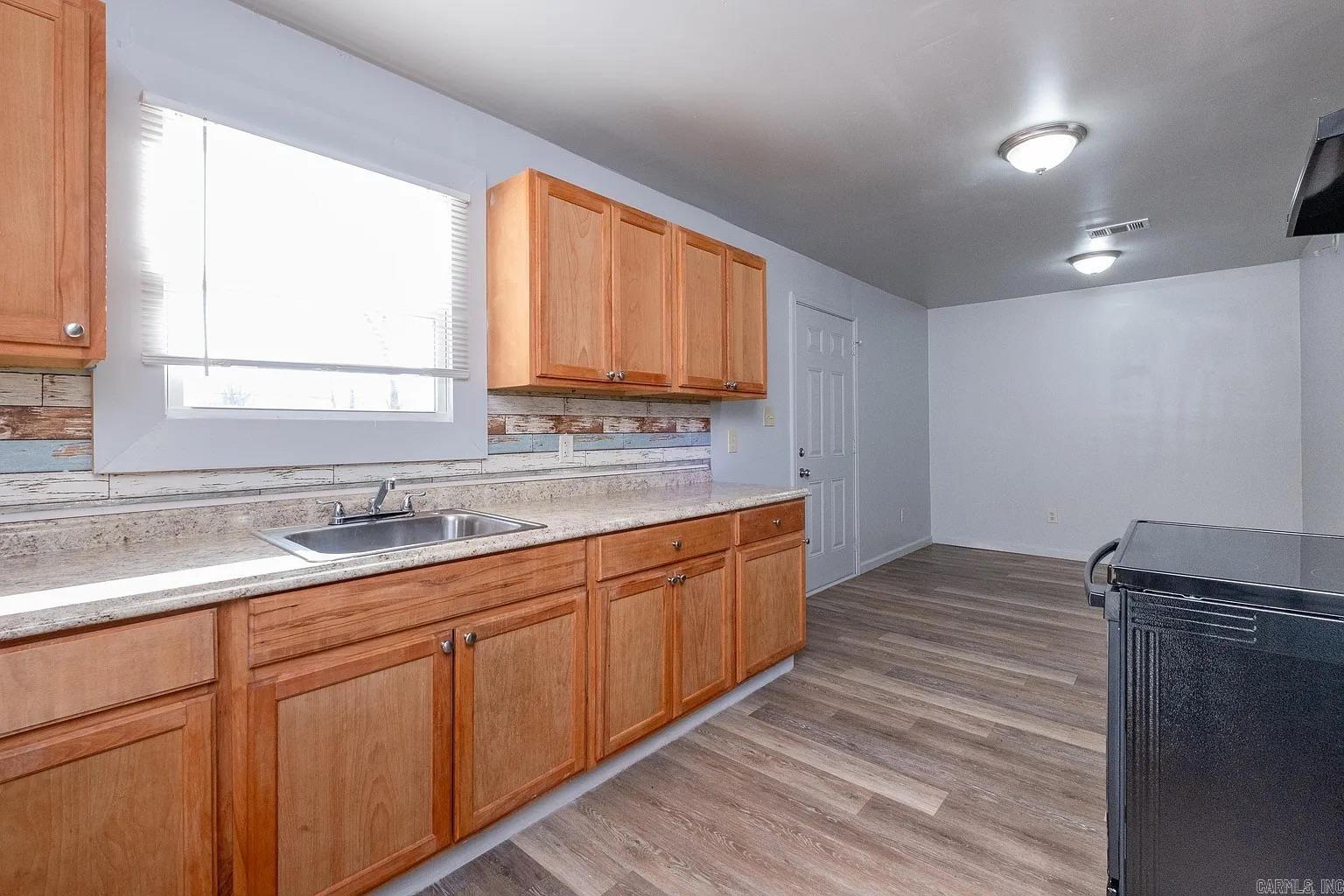 EASTWOOD HGTS - Residential