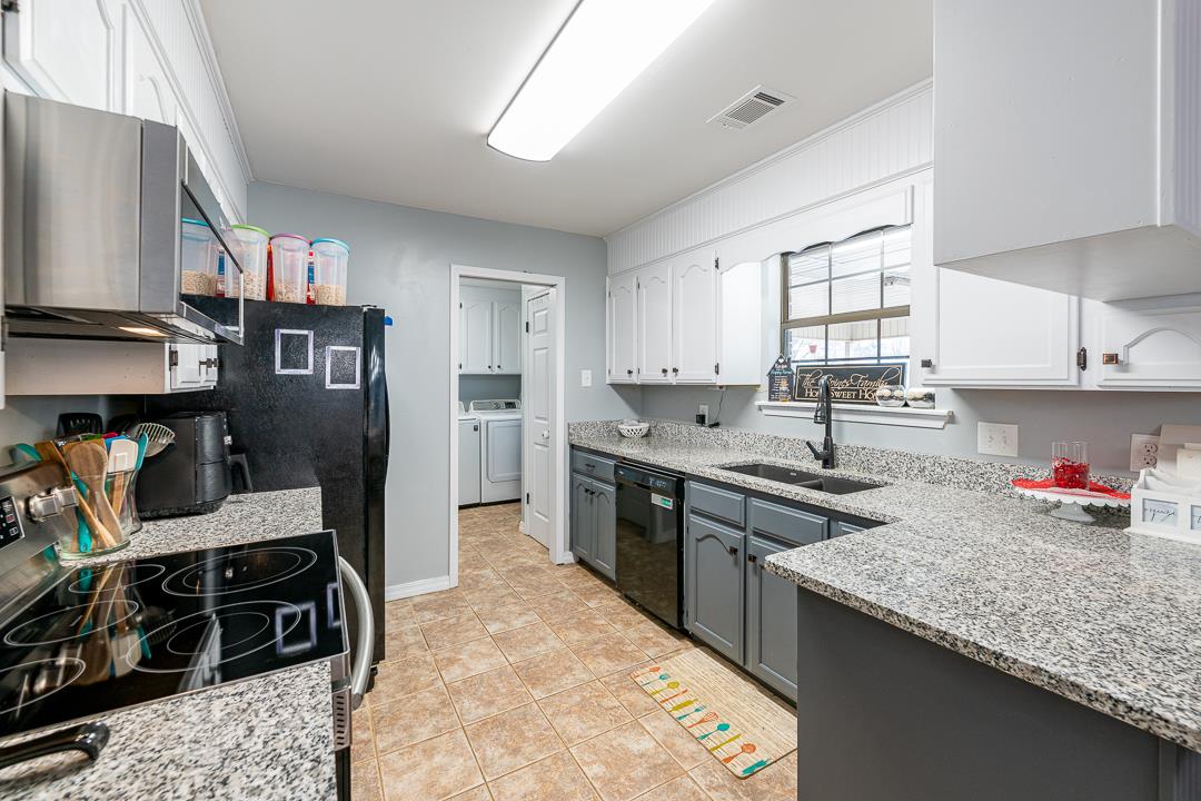 GREENWOOD ACRES - Residential