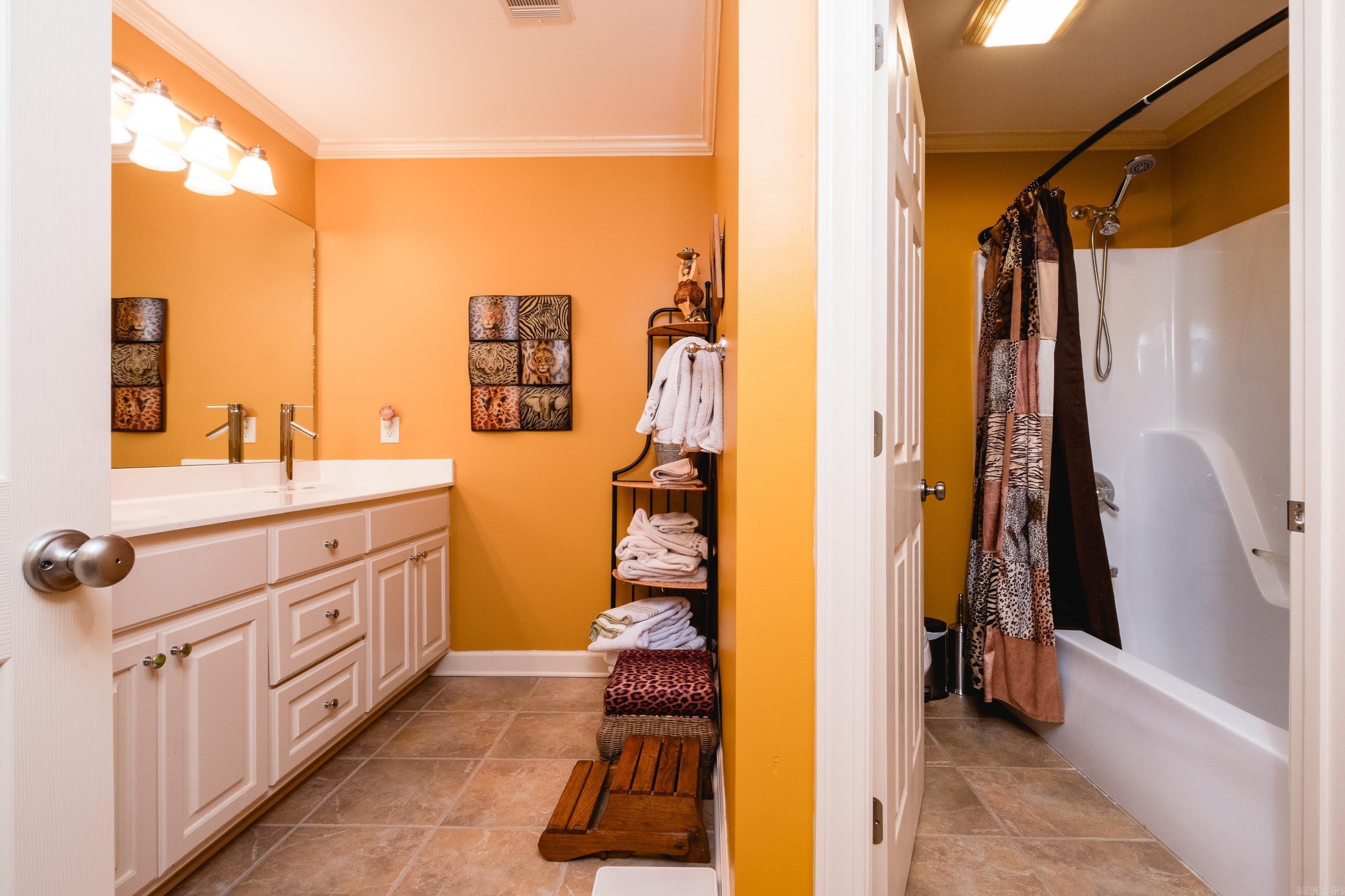 CHENAL VALLEY DUQUESNE COMMUNITY - Residential
