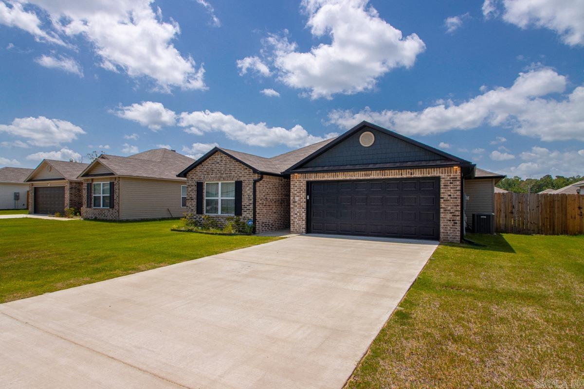 SPRINGLAKE TRAILS - Residential