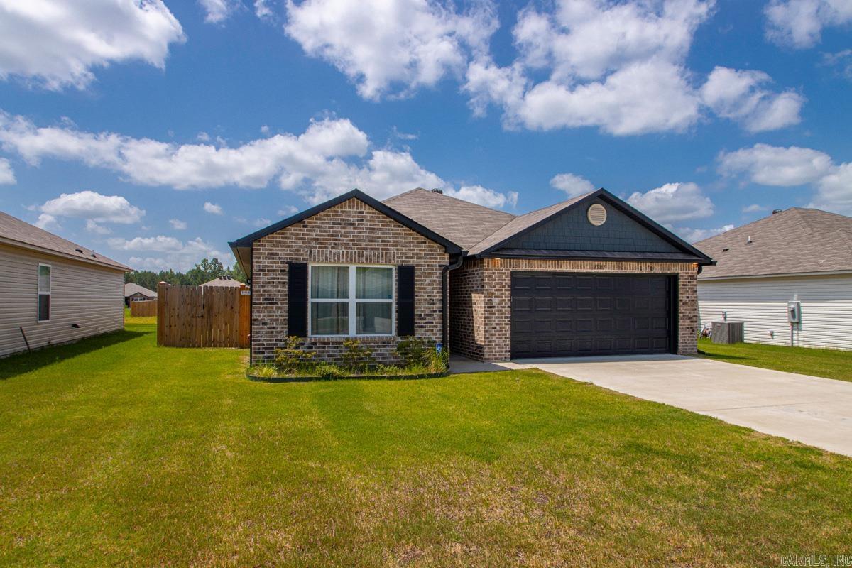 SPRINGLAKE TRAILS - Residential