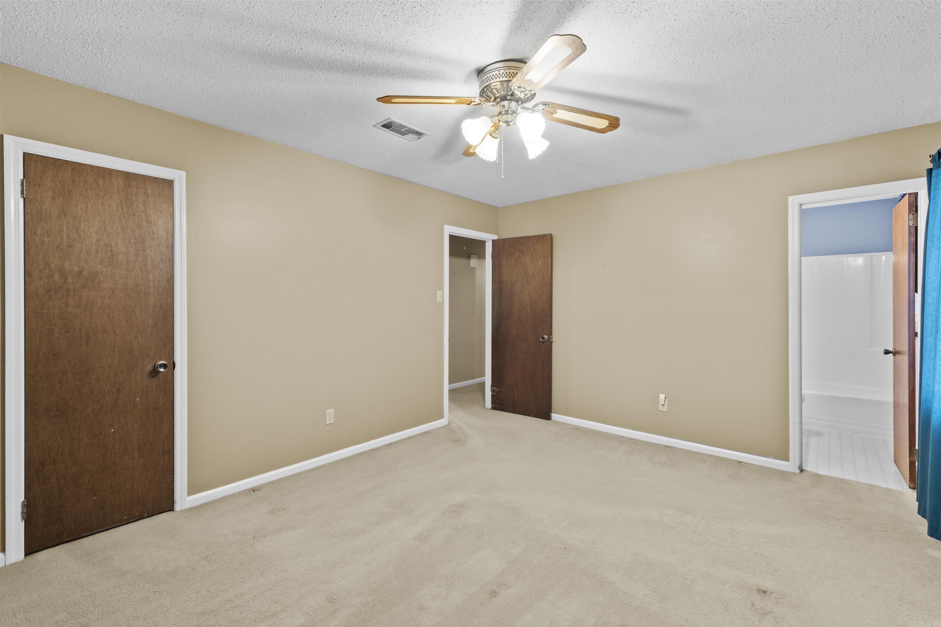 WALNUT VALLEY - Residential