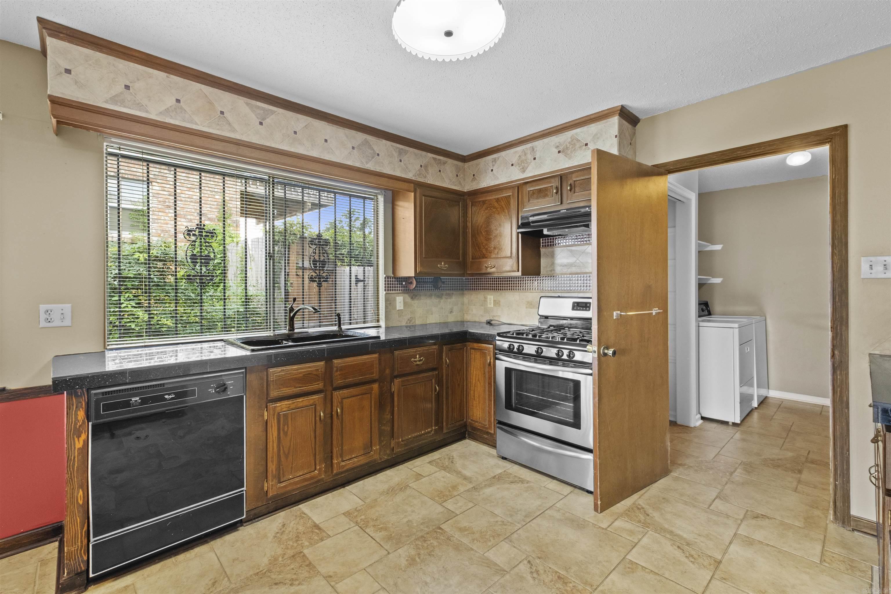 WALNUT VALLEY - Residential