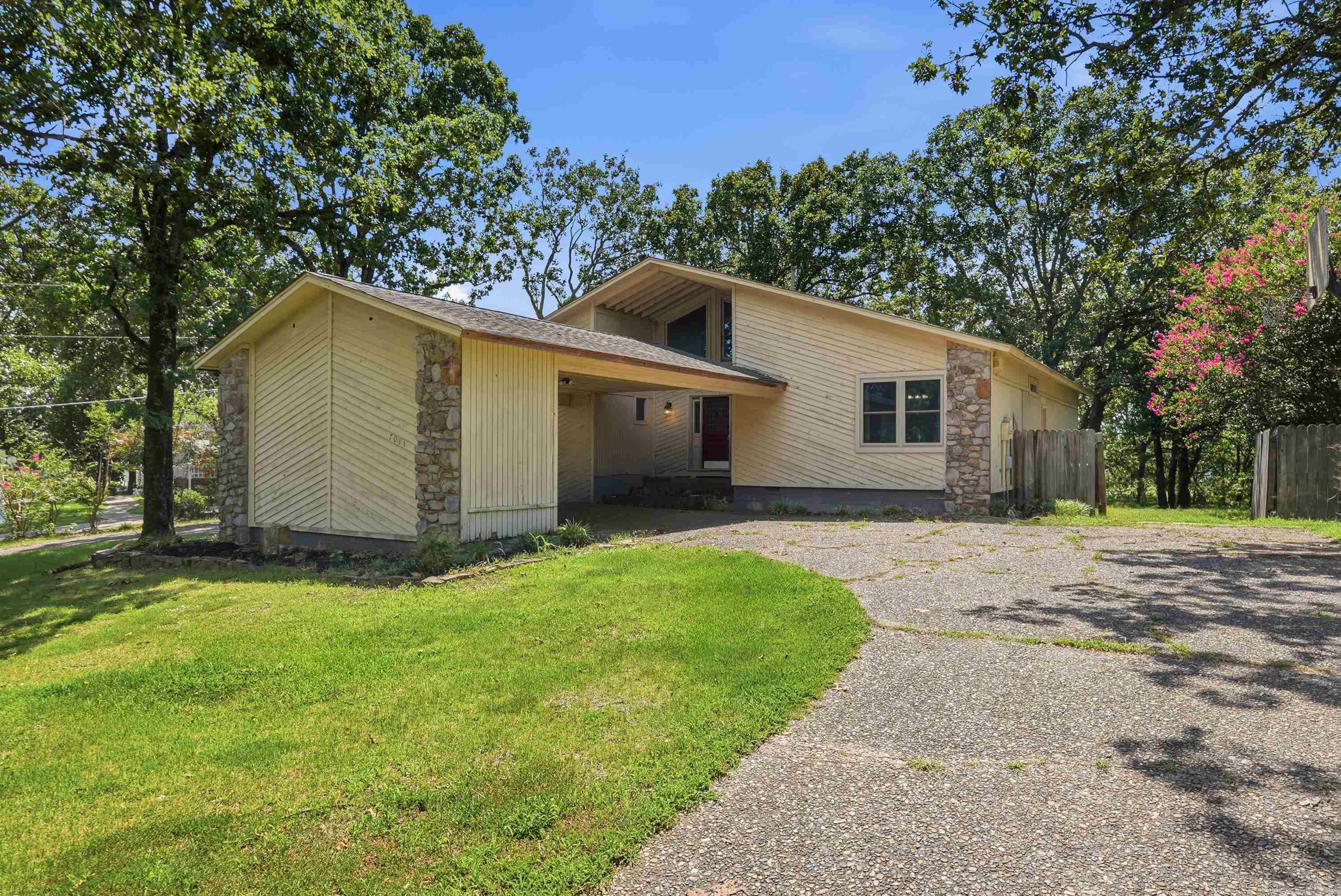 WESTWIND ADDN - Residential