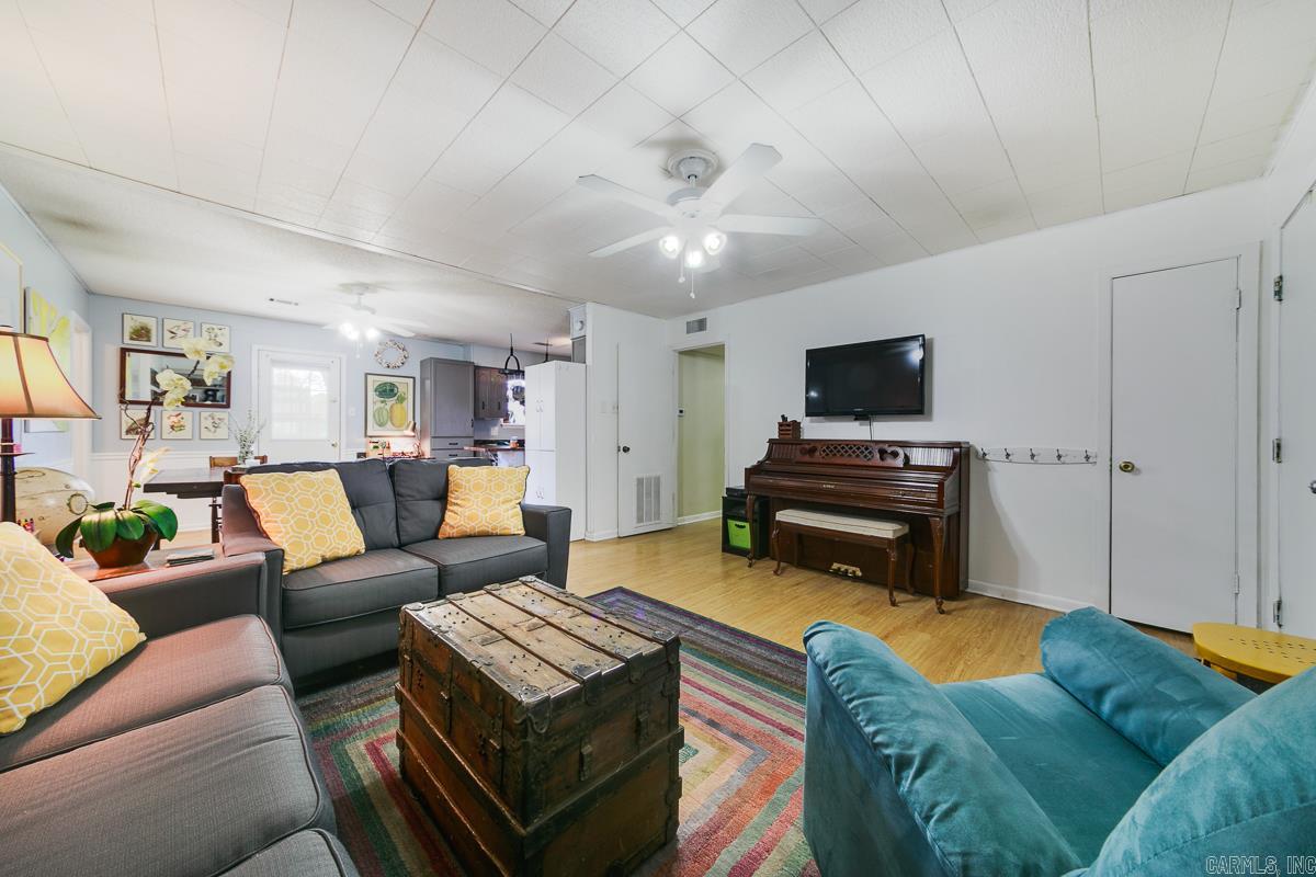 BELLAIRE - Residential