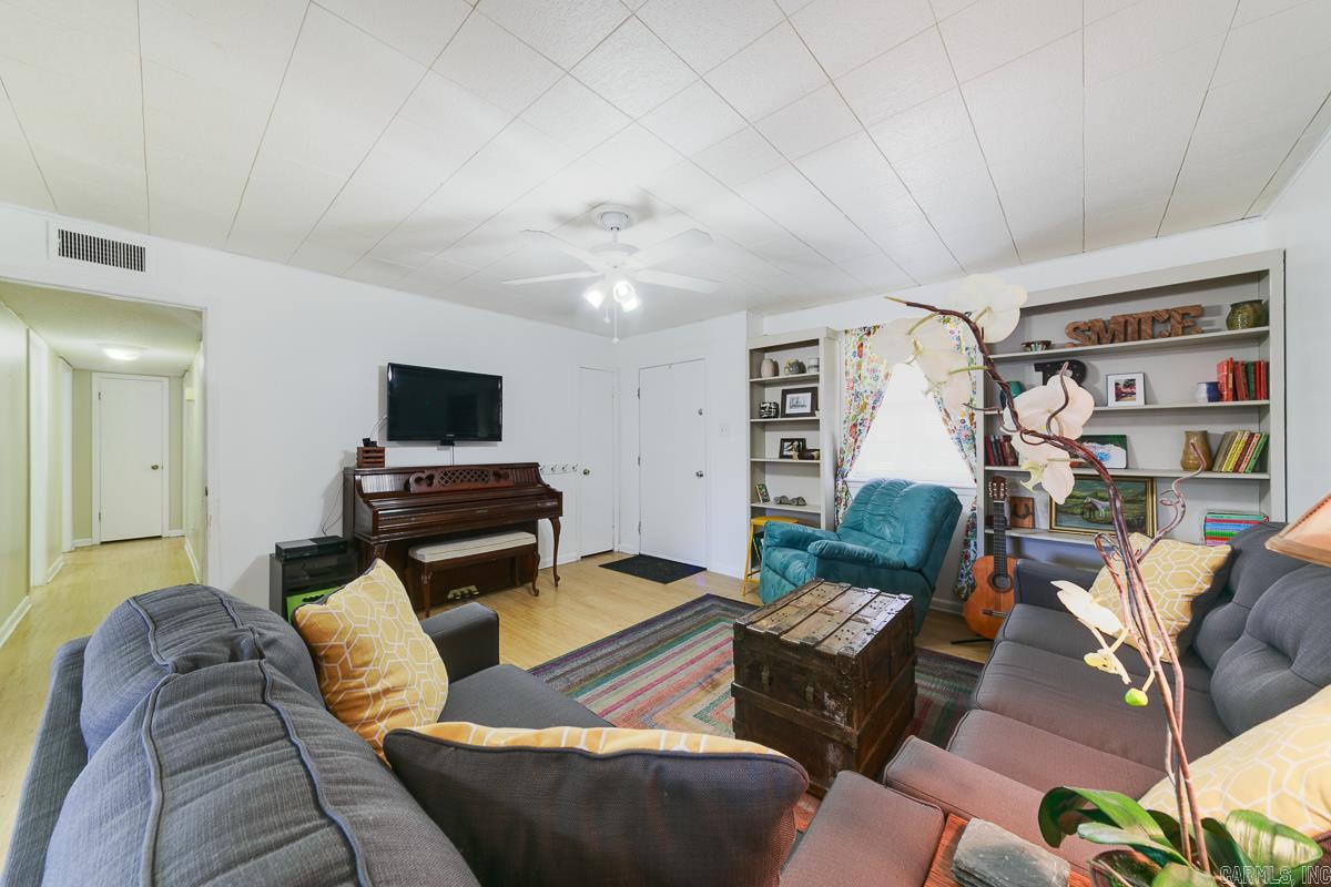 BELLAIRE - Residential