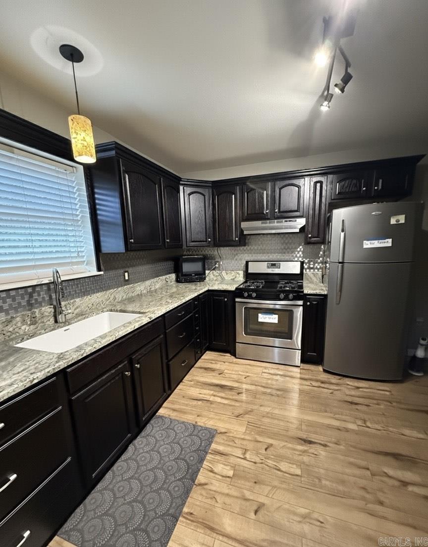 WILDWOOD TRAIL - Residential