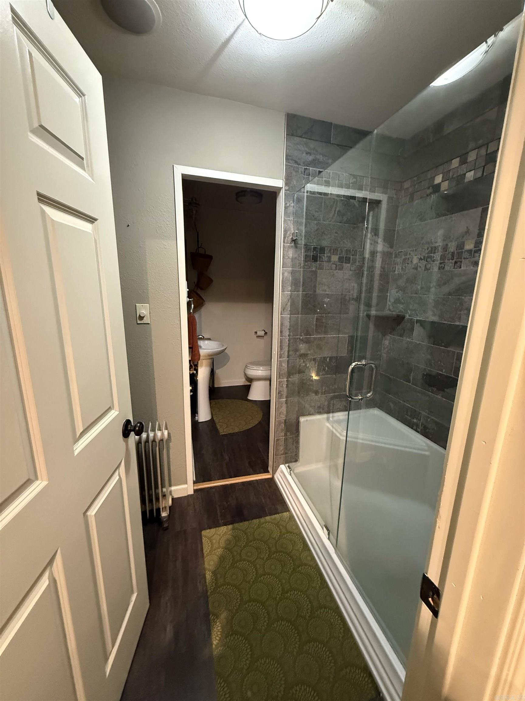 WILDWOOD TRAIL - Residential