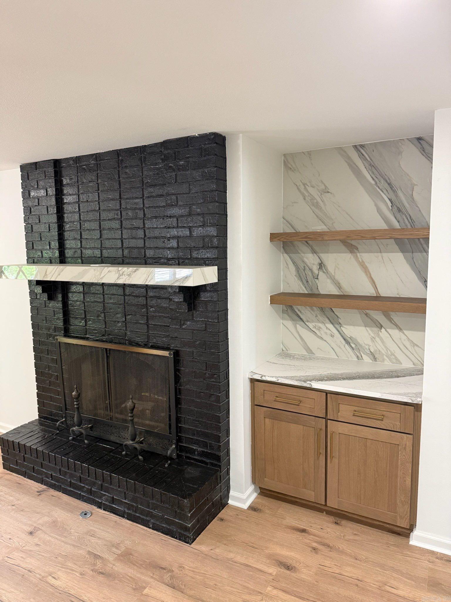 INDIAN HILLS - Residential
