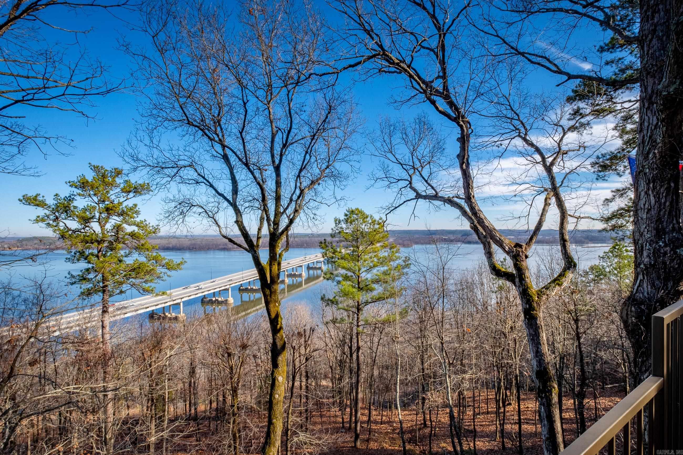 RIVER RIDGE POINTE - Residential