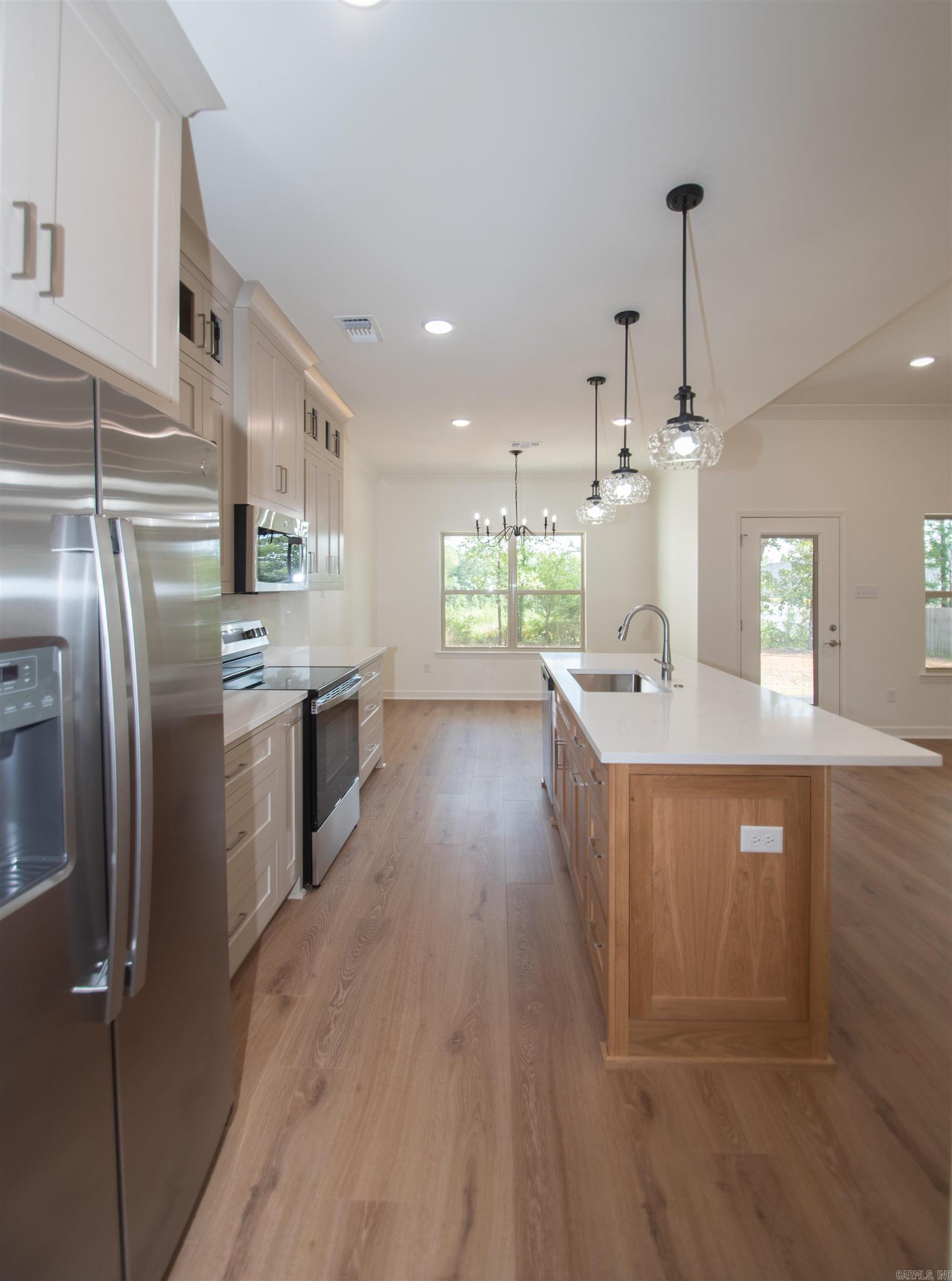 HIDDEN VALLEY ESTATES - Residential