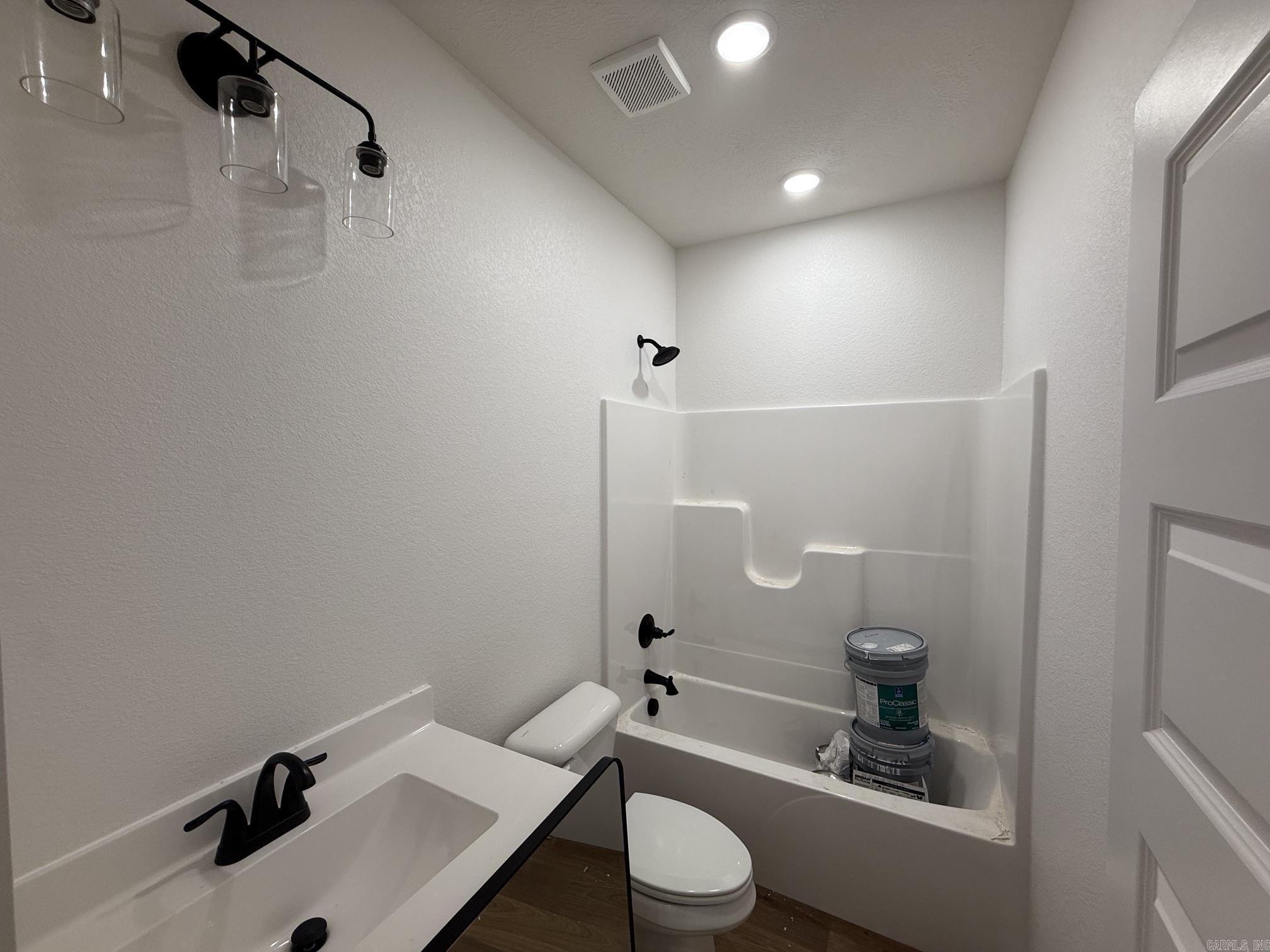 SUMMERLYN SUBDIVISION - Residential