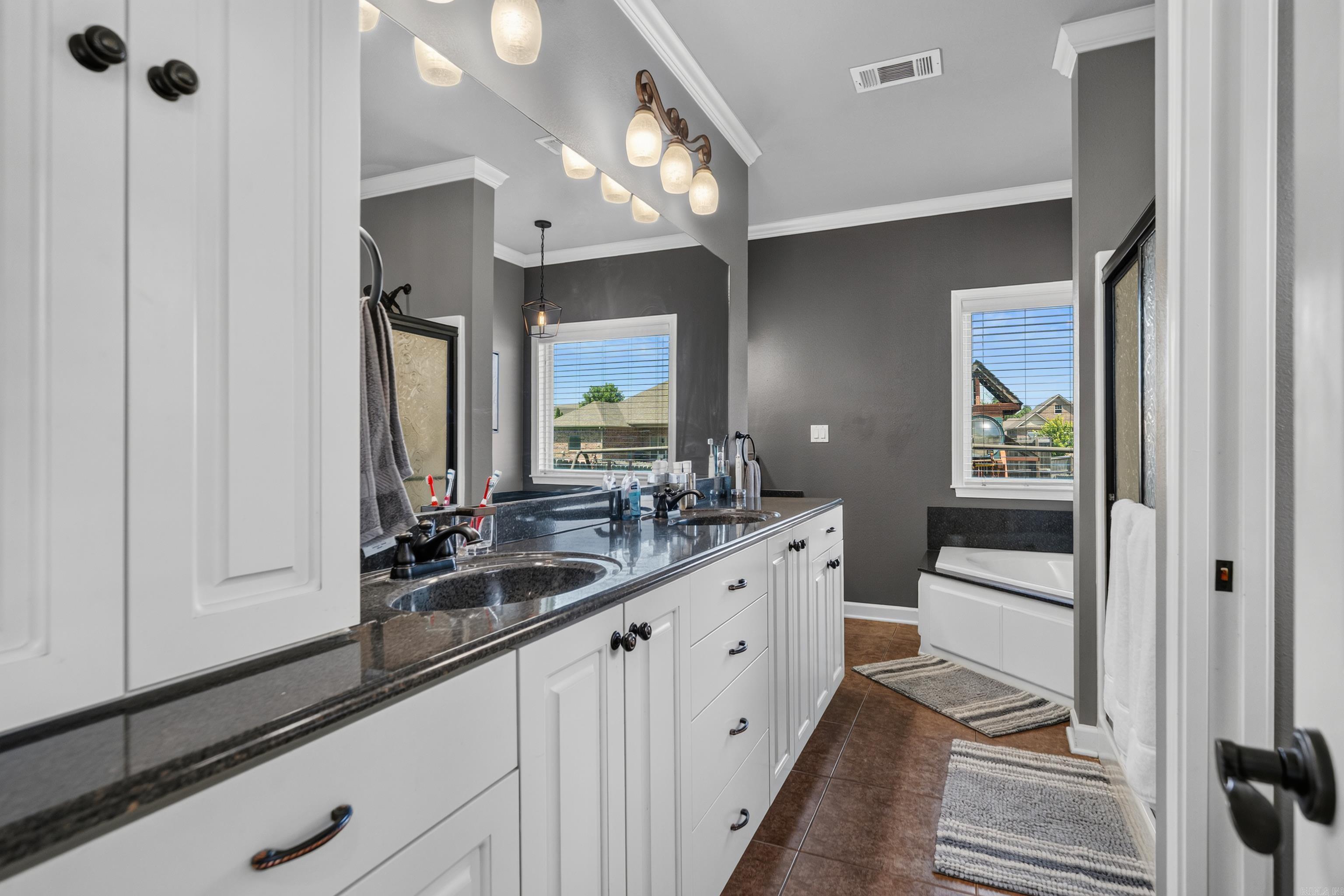 COLDWATER CREEK - Residential
