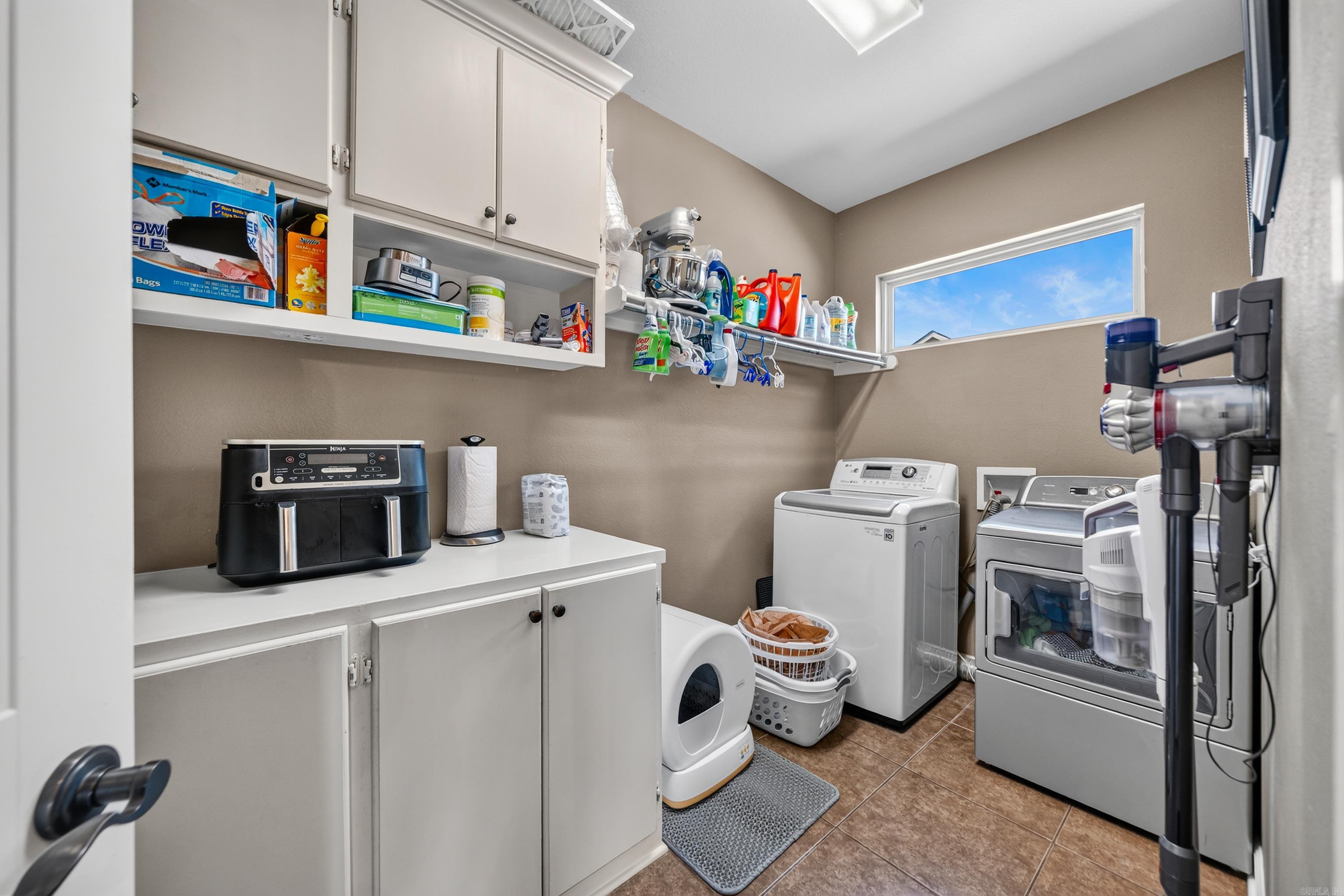 COLDWATER CREEK - Residential