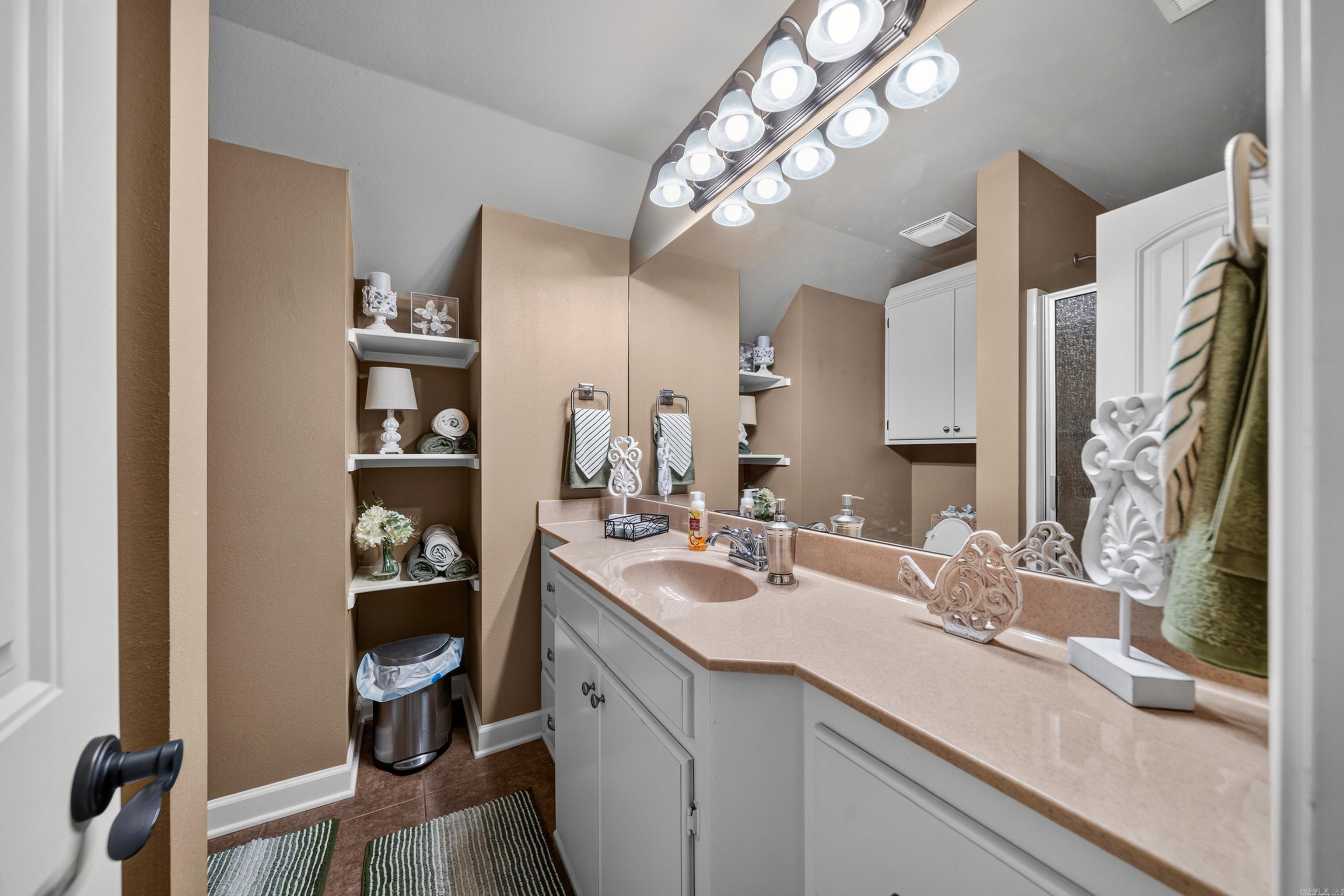COLDWATER CREEK - Residential