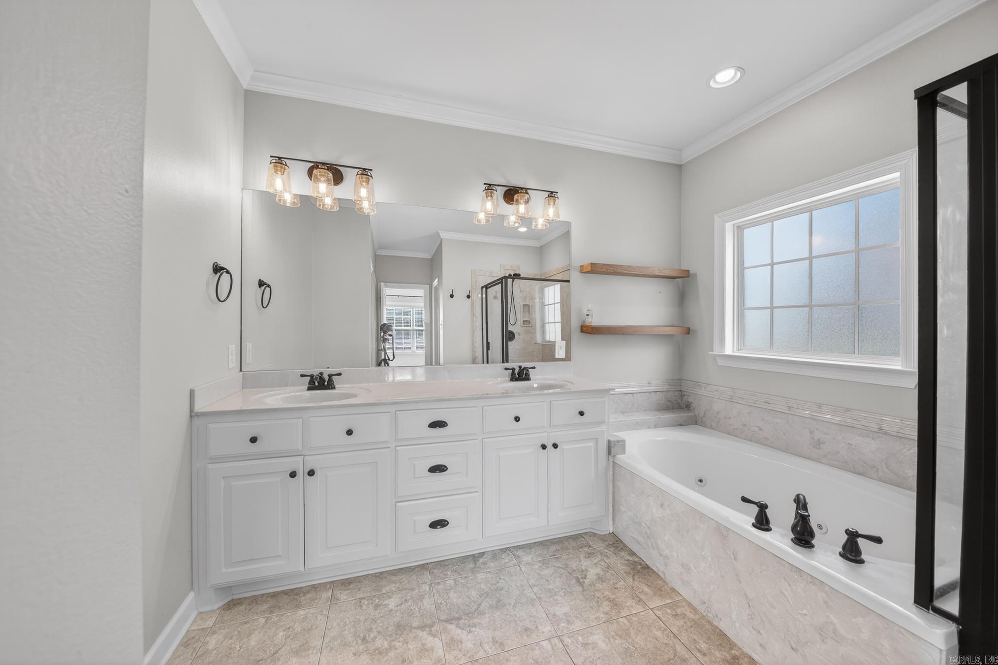 SOUTHERN HILLS @ CYPRESS CREEK - Residential