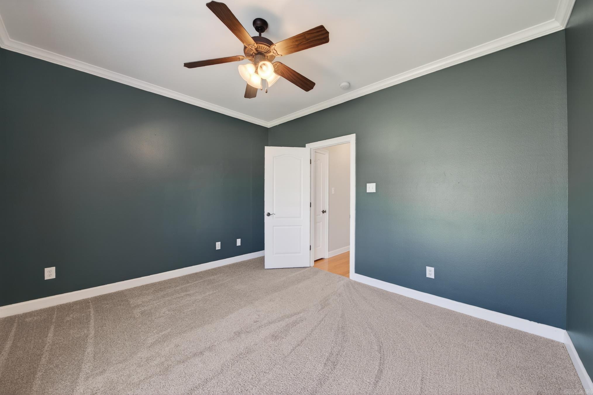 SOUTHERN HILLS @ CYPRESS CREEK - Residential