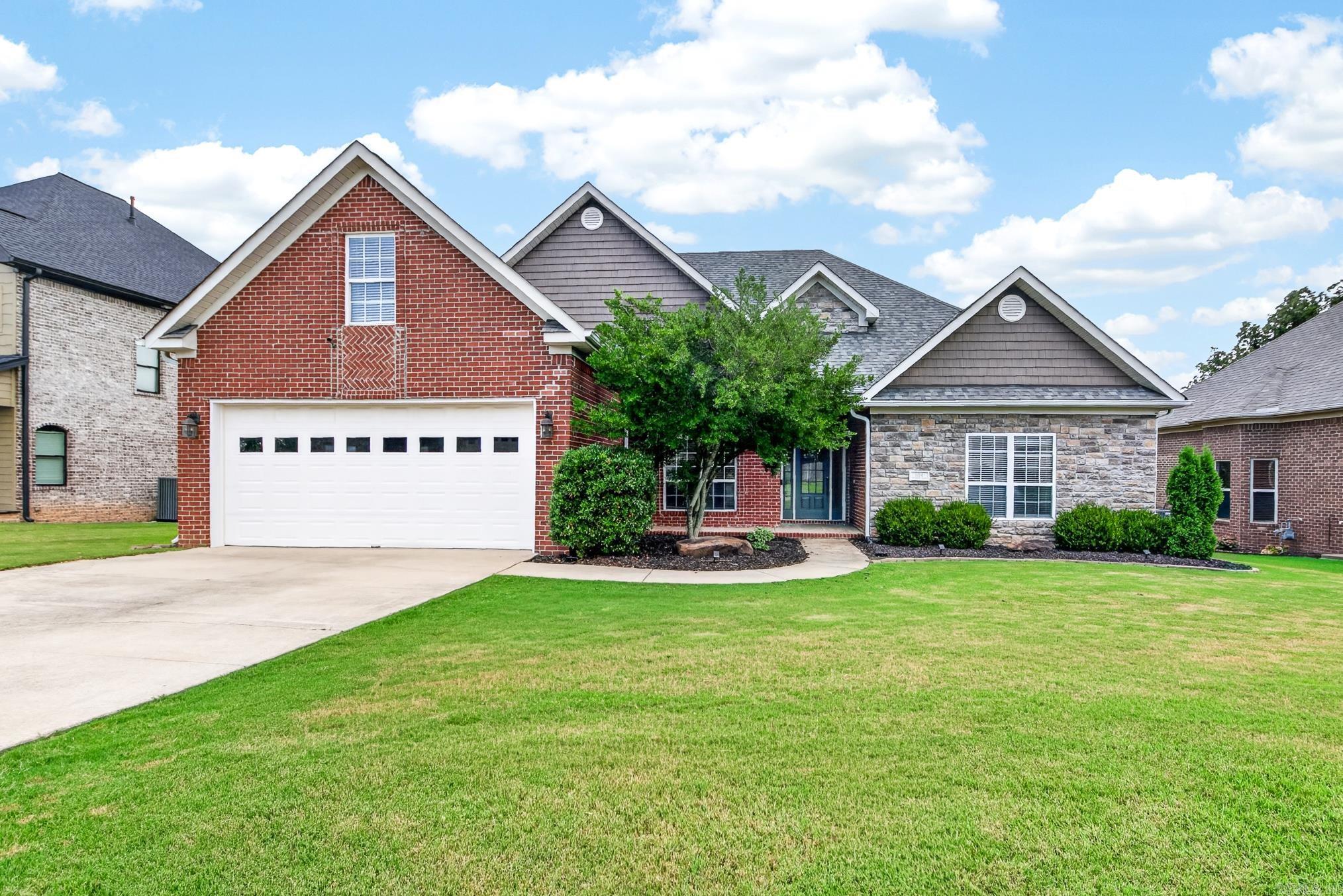 SOUTHERN HILLS @ CYPRESS CREEK - Residential