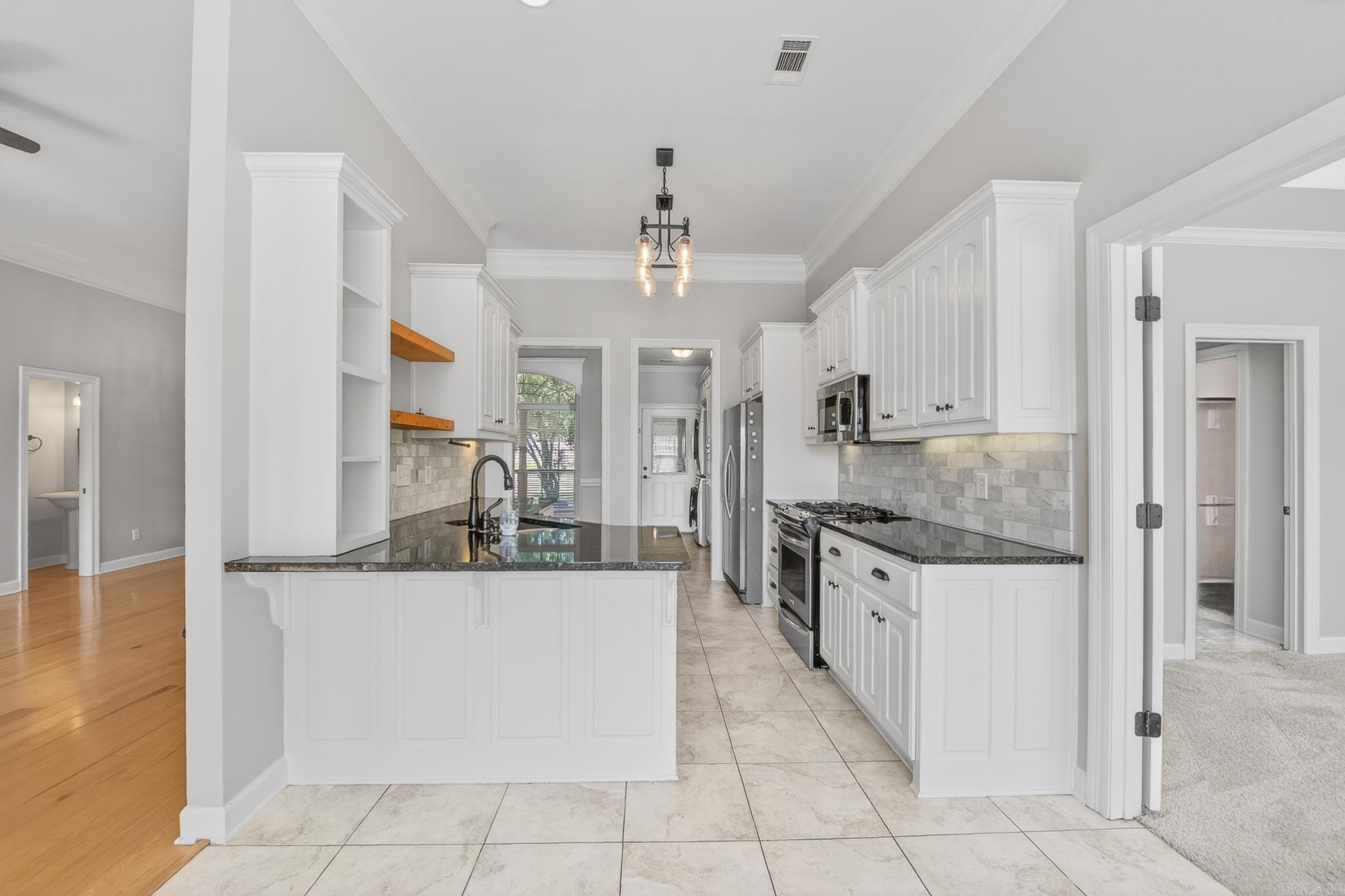SOUTHERN HILLS @ CYPRESS CREEK - Residential