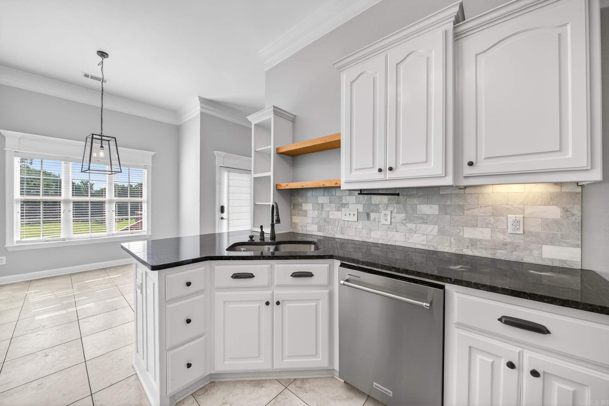 SOUTHERN HILLS @ CYPRESS CREEK - Residential