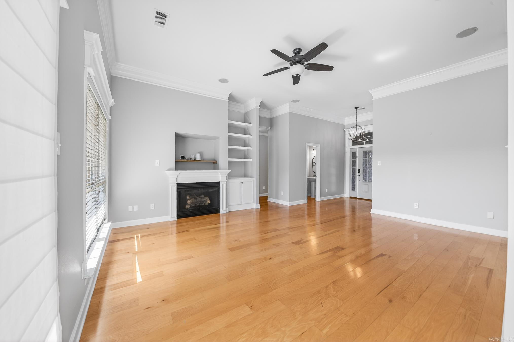 SOUTHERN HILLS @ CYPRESS CREEK - Residential