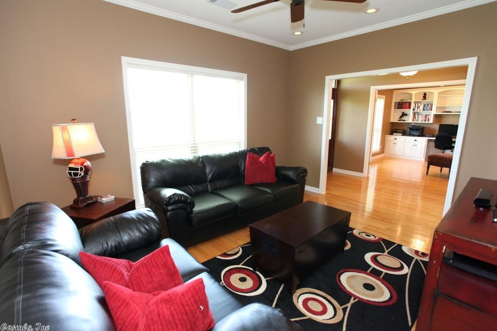 Lynnwood Acres - Residential