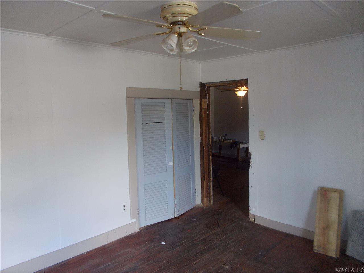 BARROW JOHN - Residential