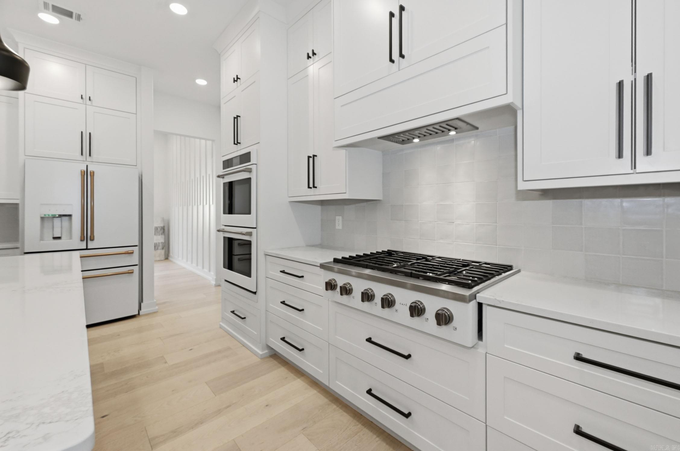 SUNGATE SUBDIVISION - Residential
