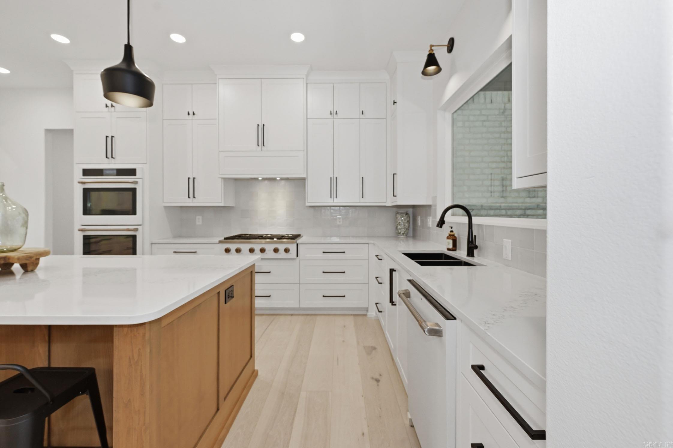 SUNGATE SUBDIVISION - Residential