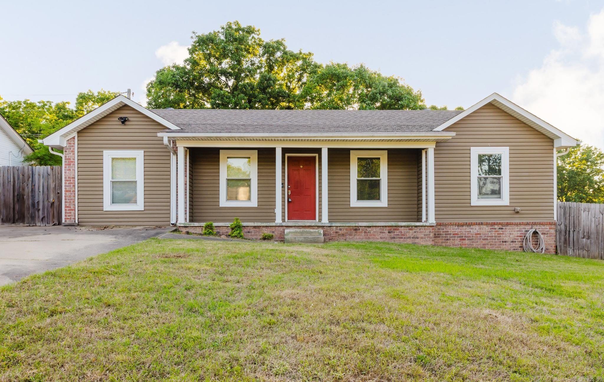 Welcome home to this charming 4 bedroom, 1 bath home located in the Gravel Ridge area of Sherwood! This property offers approximately 1,485 sqft of living space, a functional layout, and a spacious yard perfect for everyday living and entertaining. Conveniently located near shopping, dining, schools, and easy highway access. Schedule your showing today!