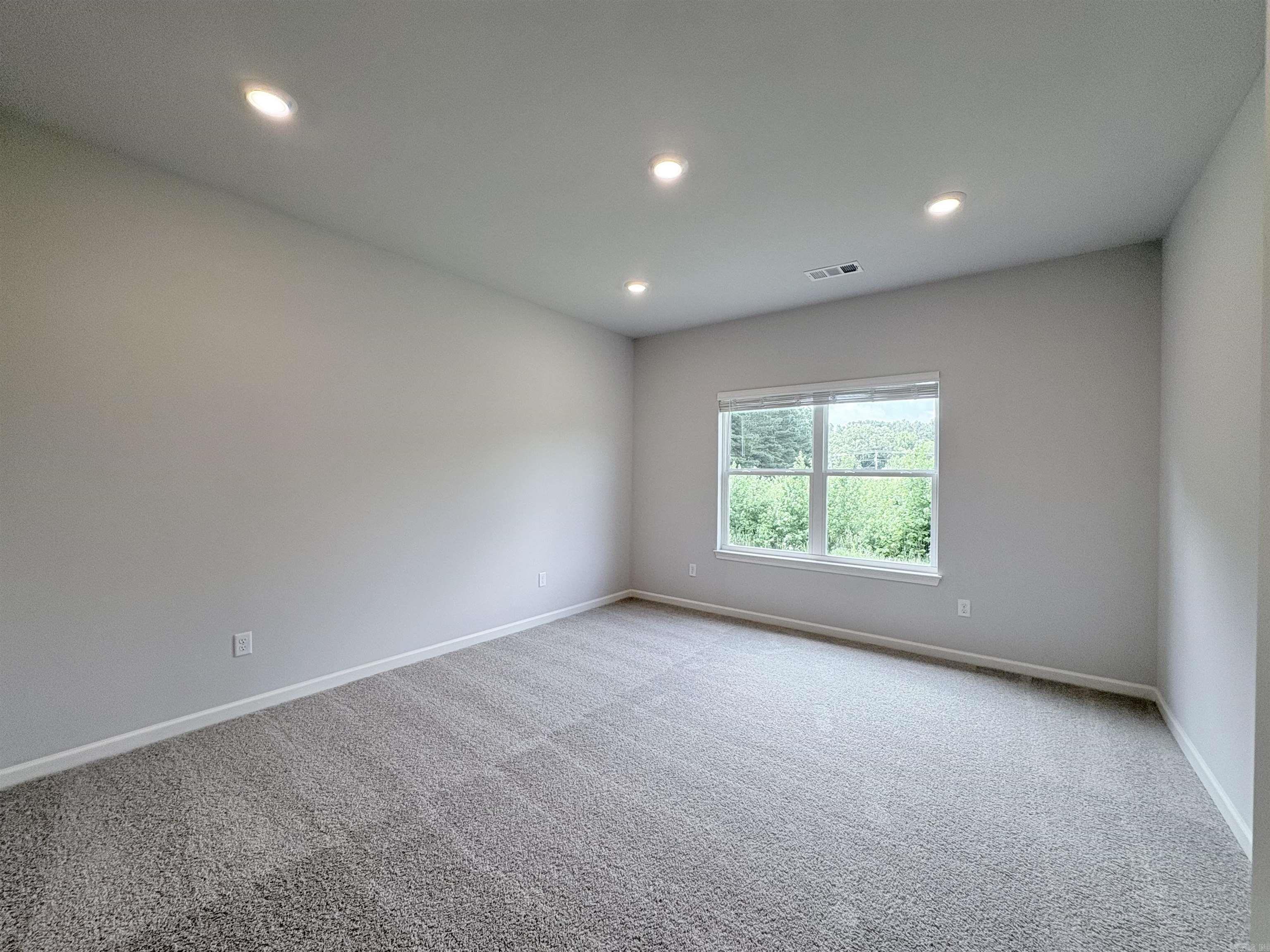 EDGEMONT - Residential