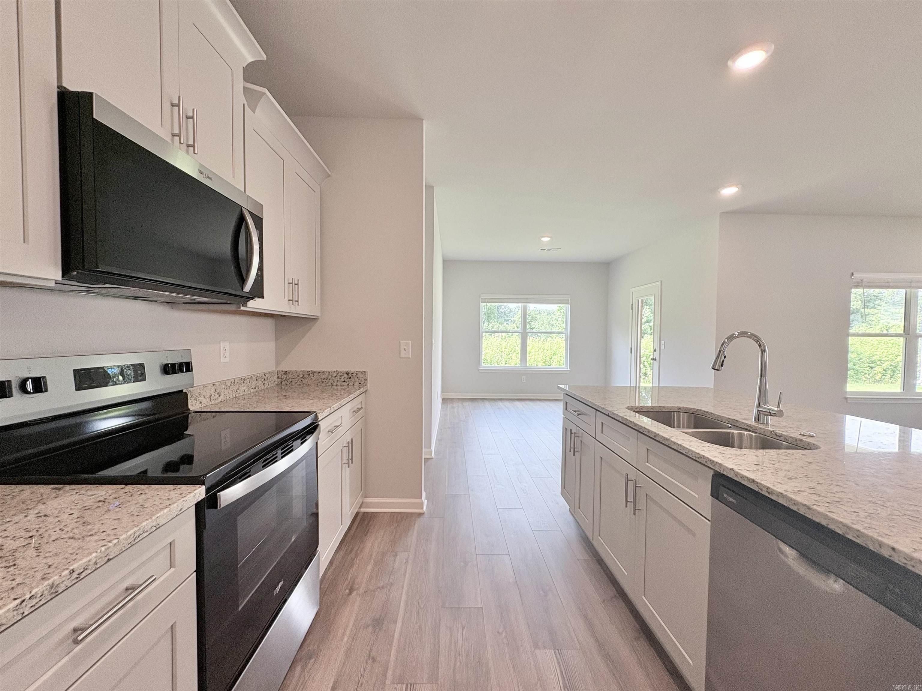 EDGEMONT - Residential