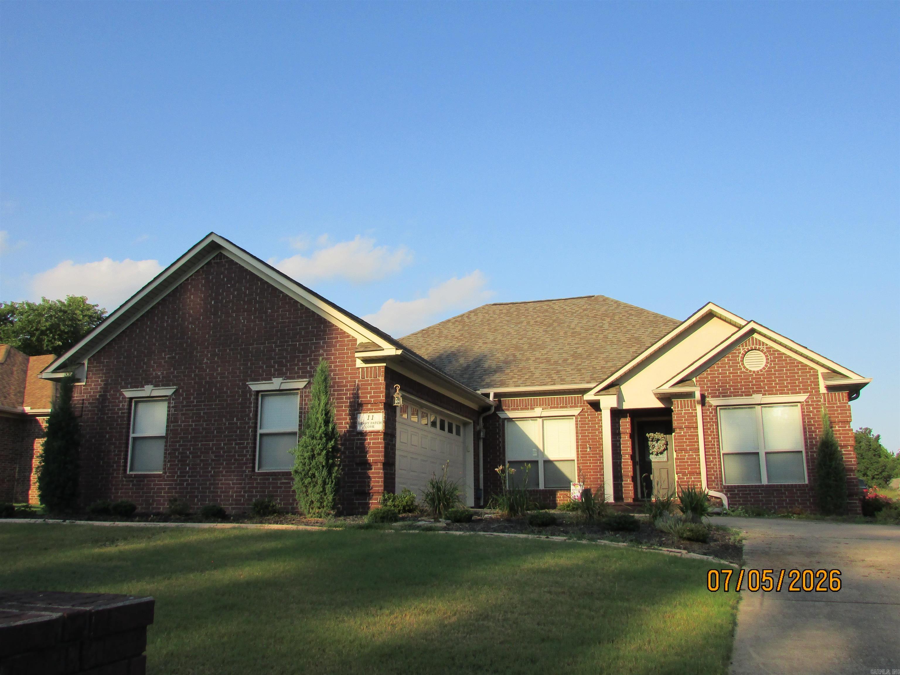 Welcome to your new home! Come check out this beautiful 3 bedroom, 2 bath home in a nice neighborhood. This home features an open formal dining room and a den with a fireplace. Kitchen has lots of cabinet space with a built in desk and a spacious pantry. Primary bedroom has newly replaced luxury vinyl flooring. Large primary bath features a jetted tub, separate shower, double vanities and a large walk in closet. Exterior features a screened in back patio. Manicured lawn. Corner lot. Extra insulation in the attic makes the electric bill so low that your neighbors will be jealous. New roof in 2022. New HVAC 2022. Don't let this one get away. *Agents see remarks*