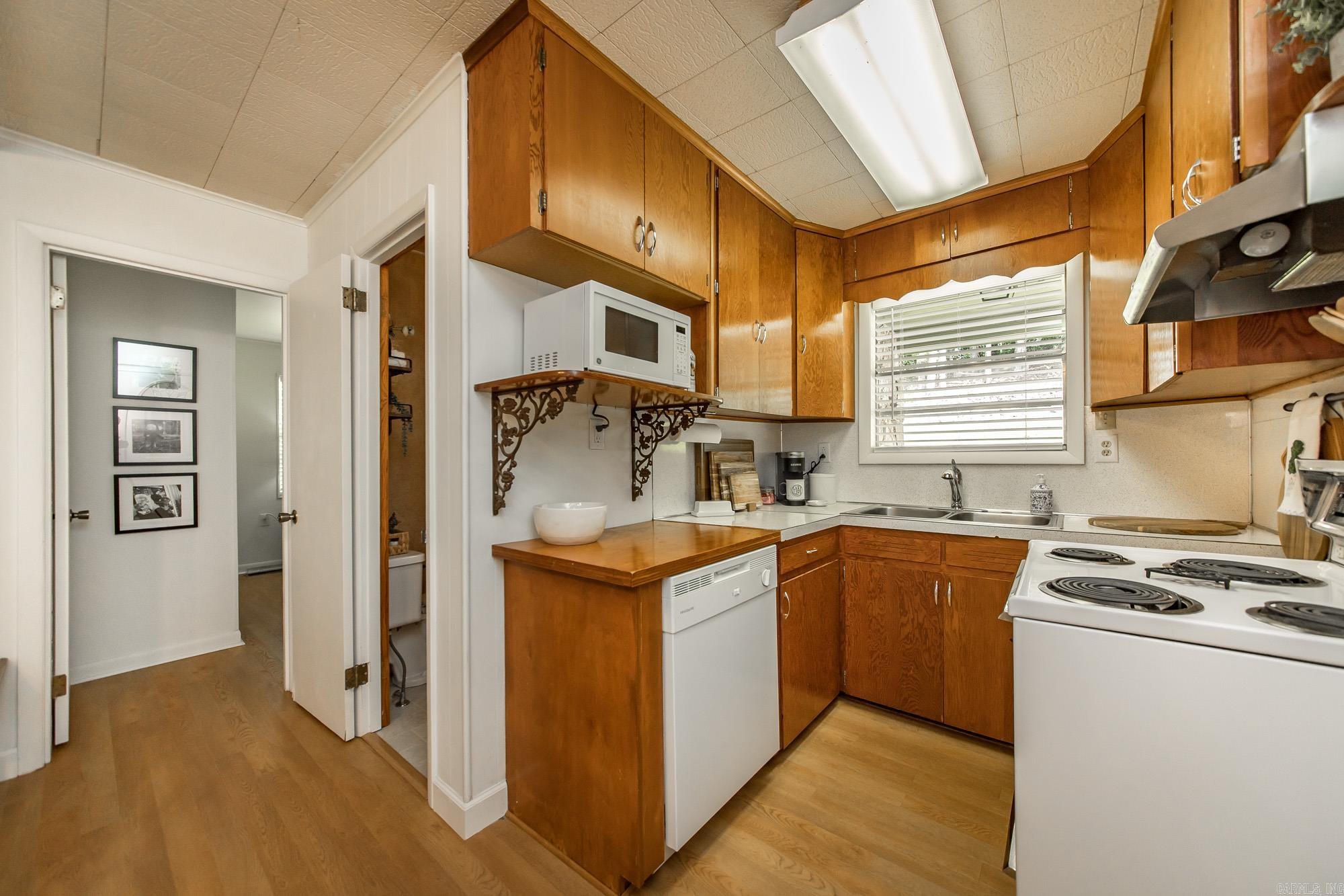 Lakeshore III-Todd Davis - Residential