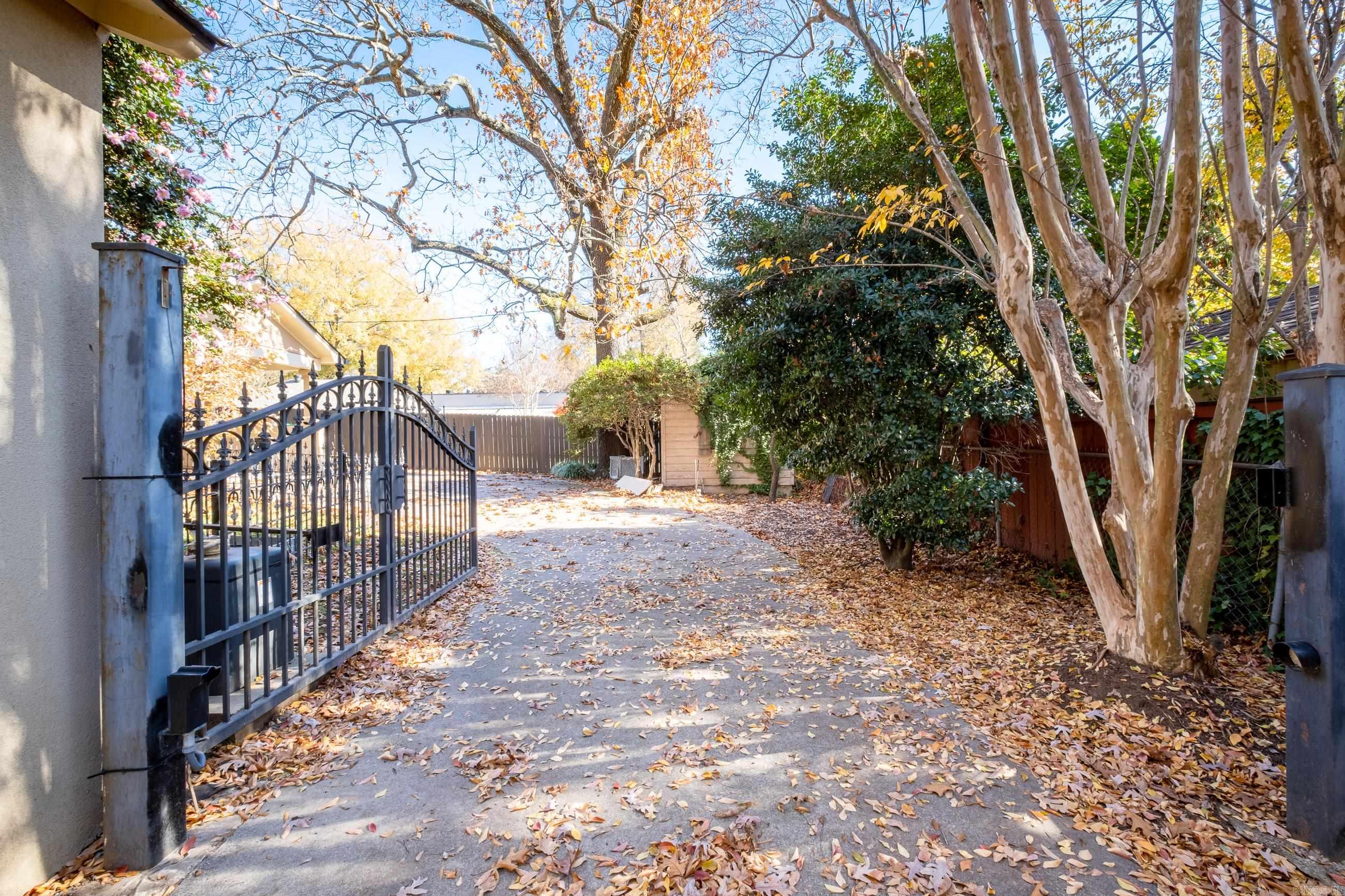 FOREST HEIGHTS PLACE - Residential