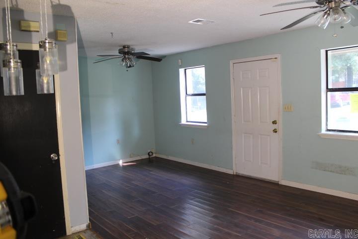 PERRY PLACE - Residential