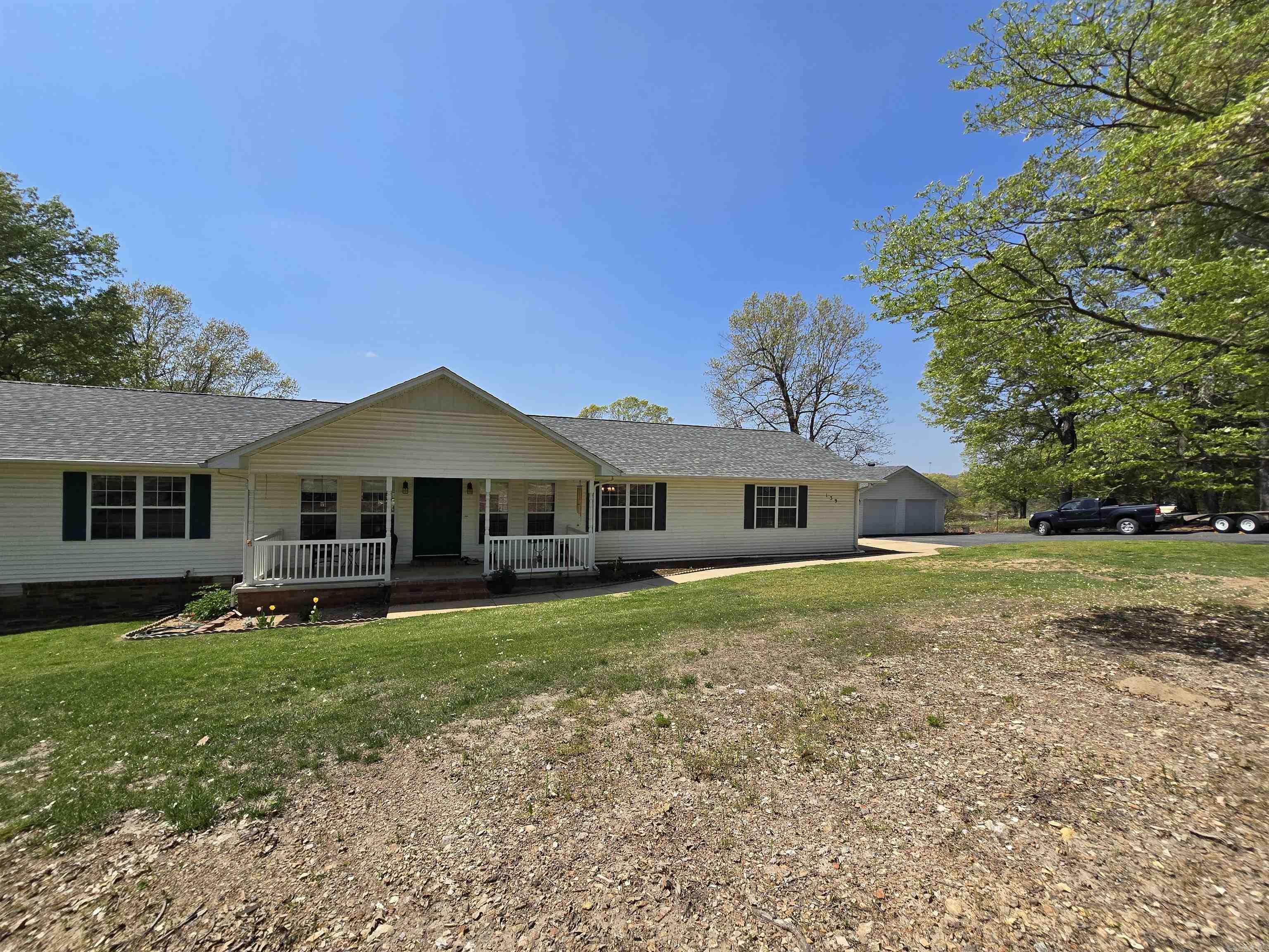 PEBBLE CREEK - Residential