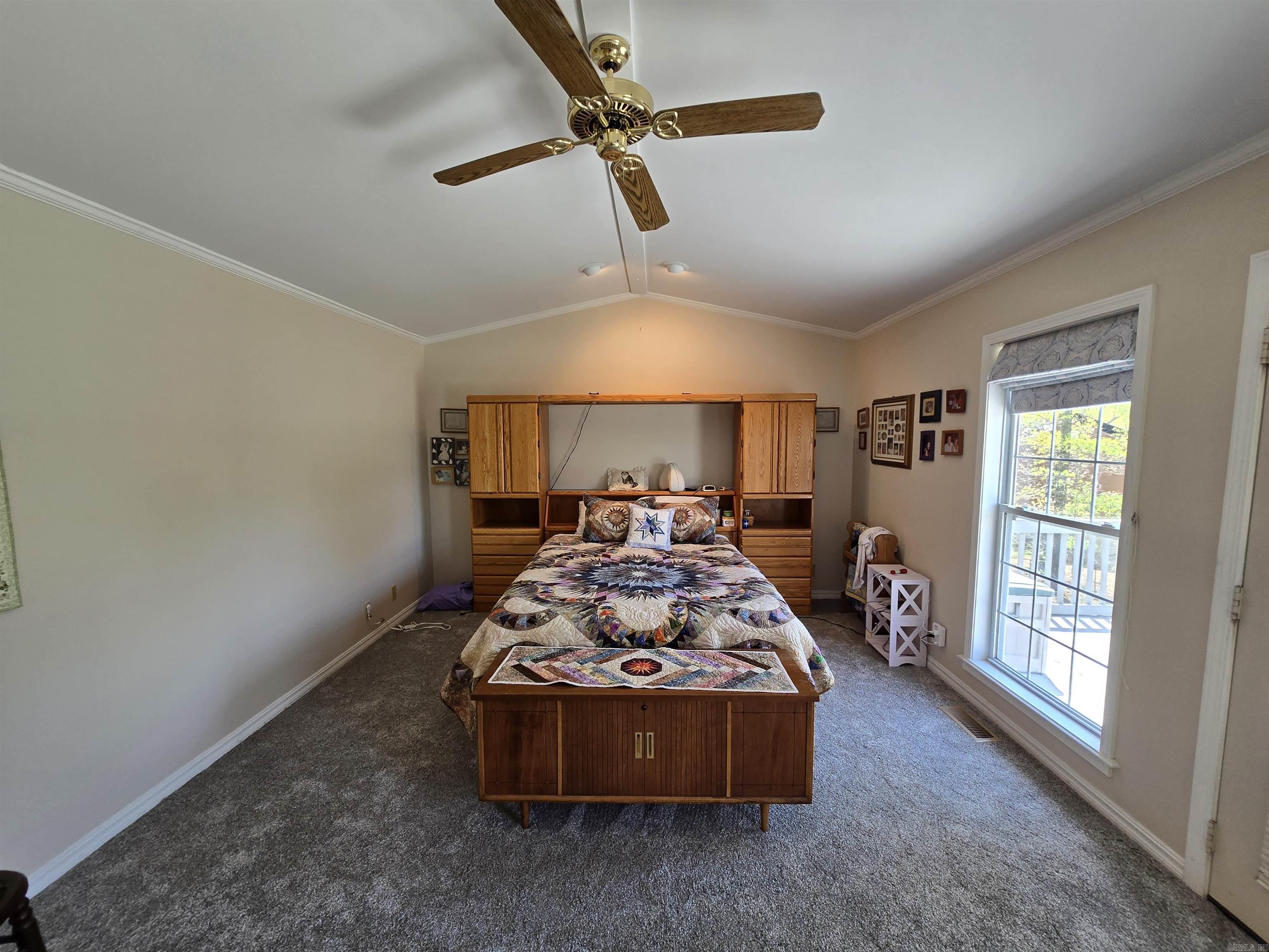 PEBBLE CREEK - Residential