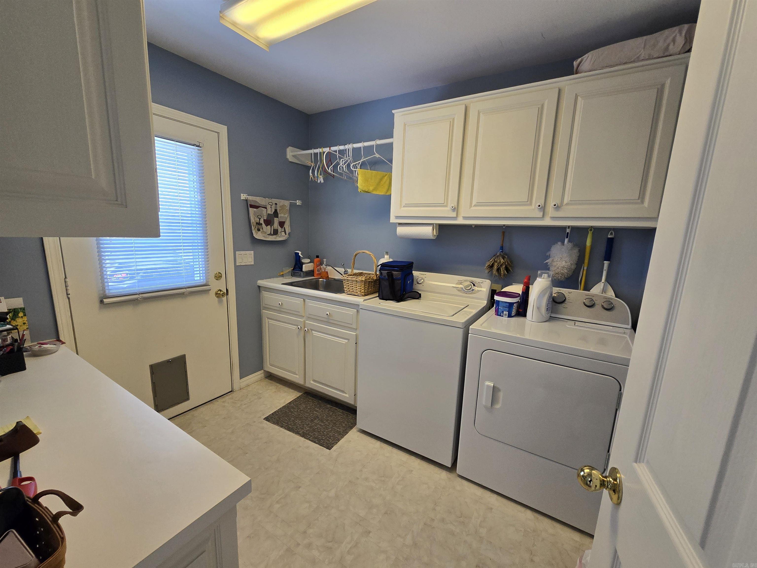 PEBBLE CREEK - Residential