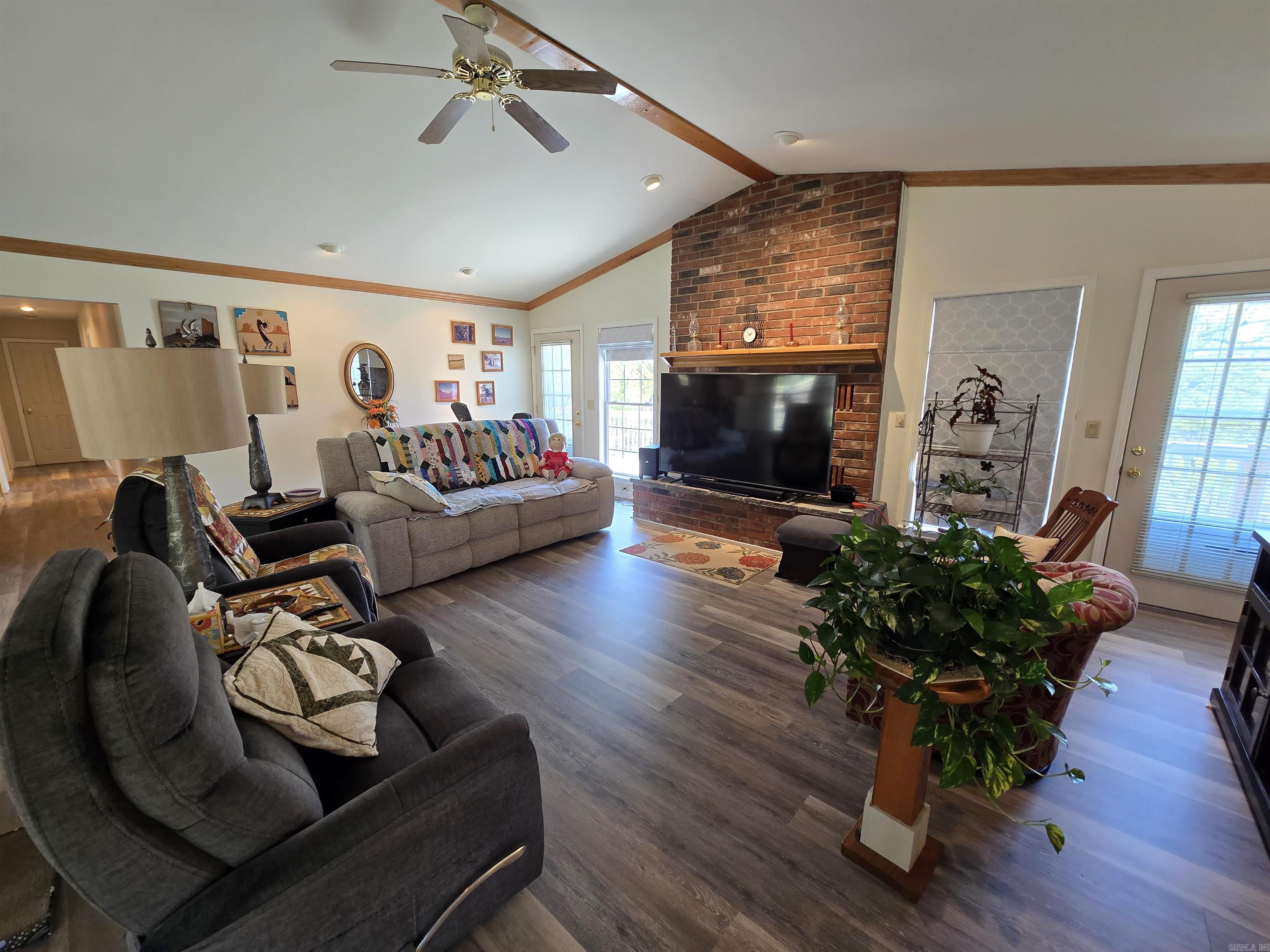 PEBBLE CREEK - Residential