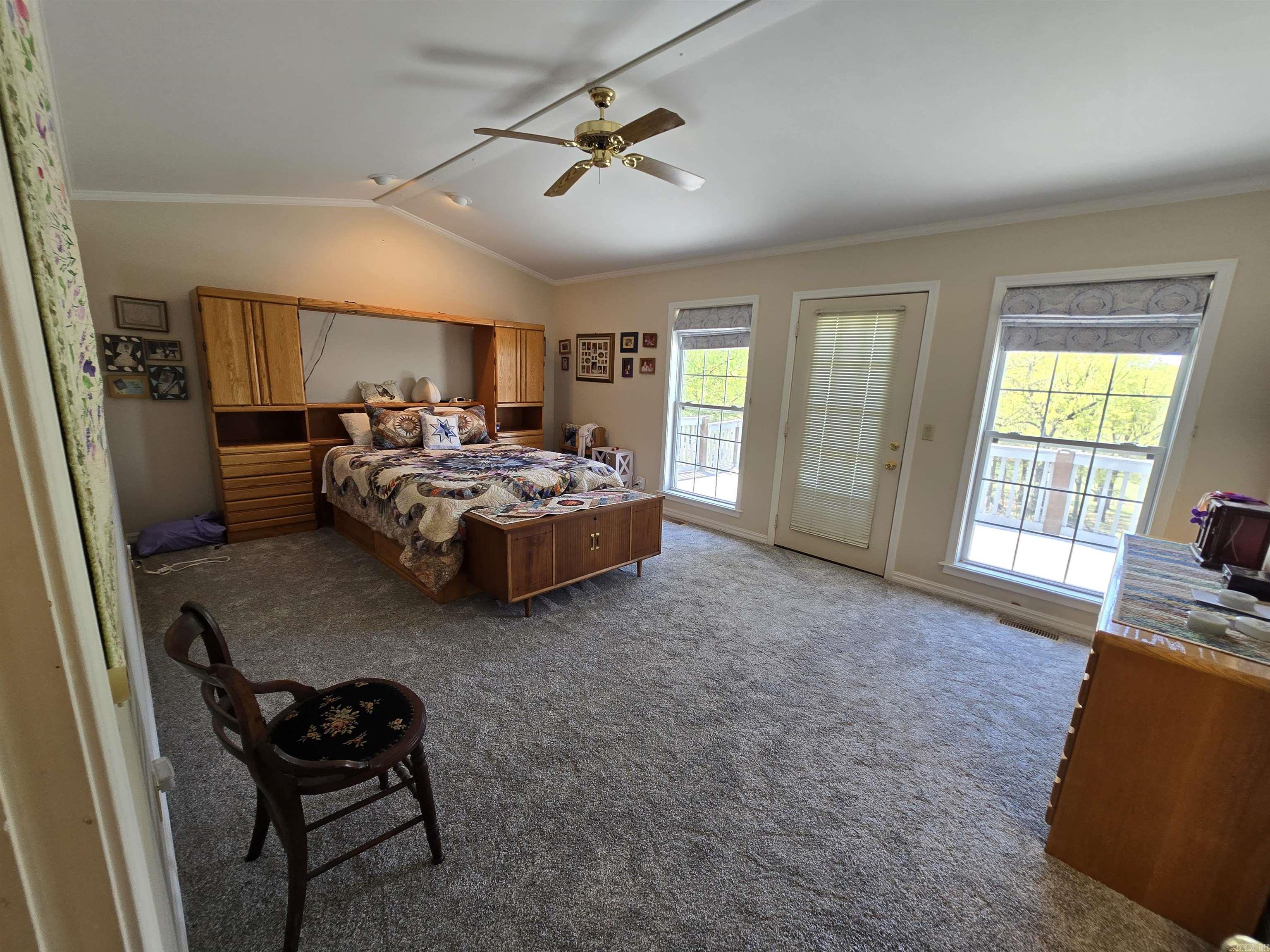 PEBBLE CREEK - Residential