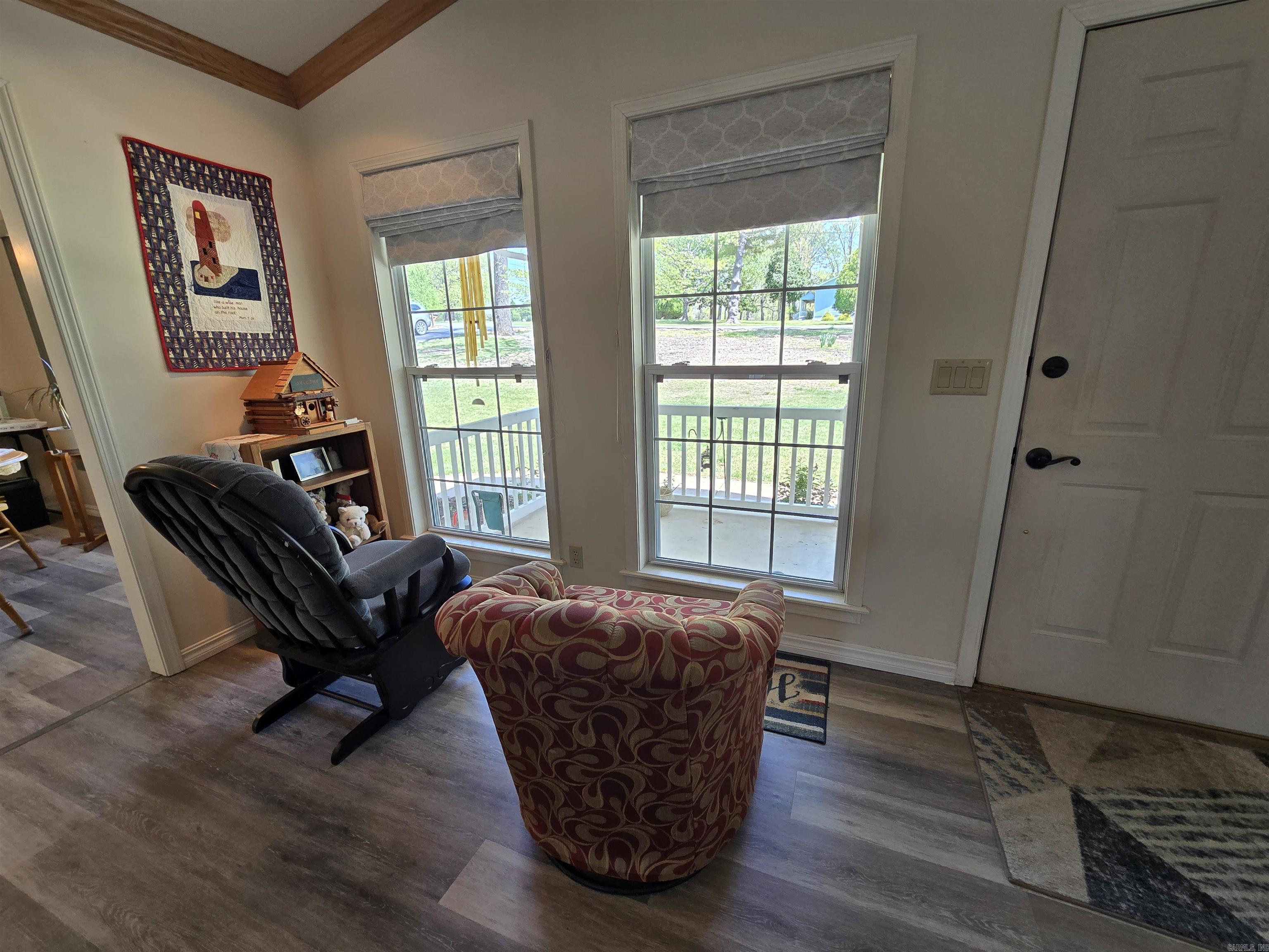 PEBBLE CREEK - Residential