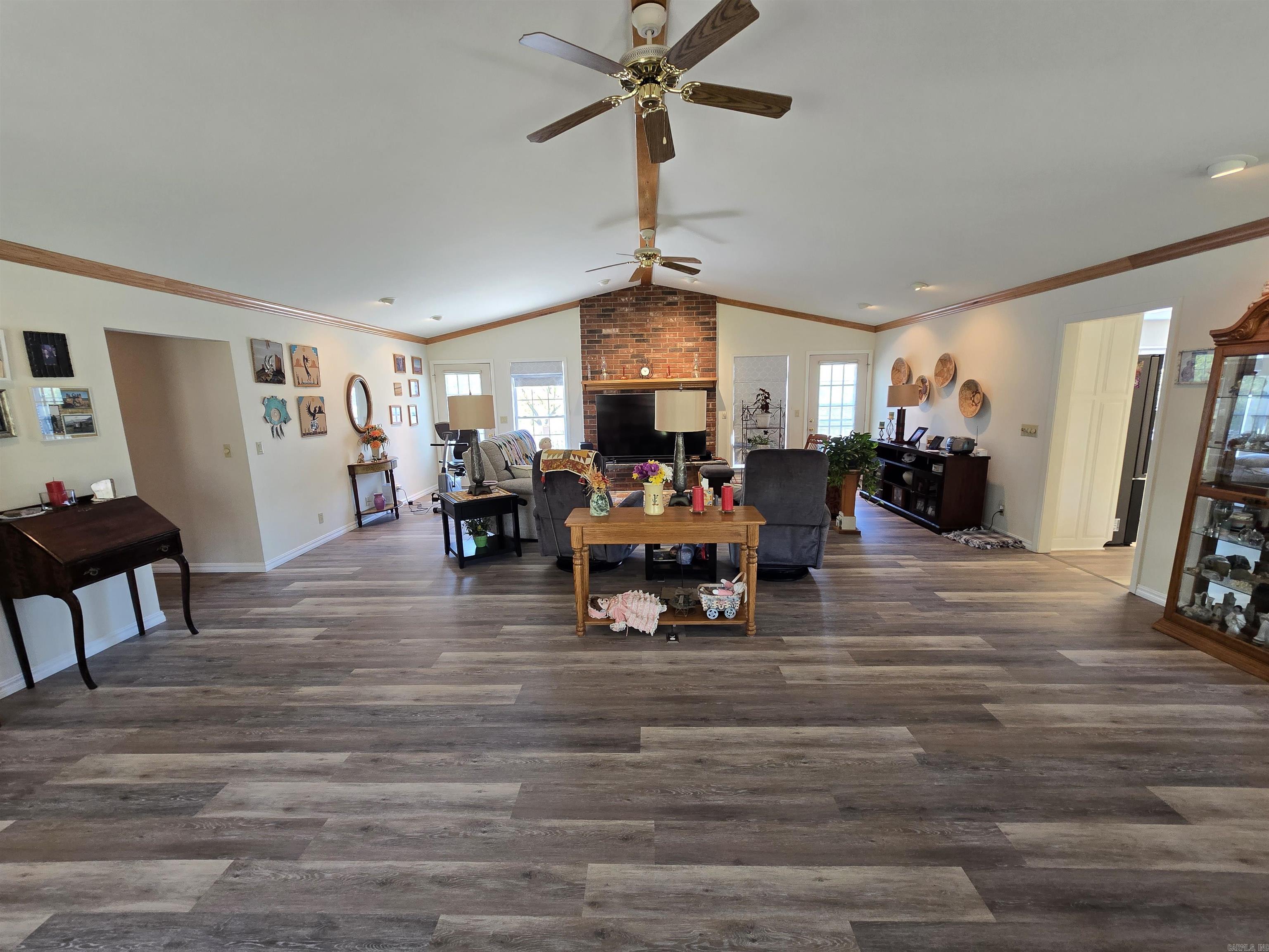 PEBBLE CREEK - Residential