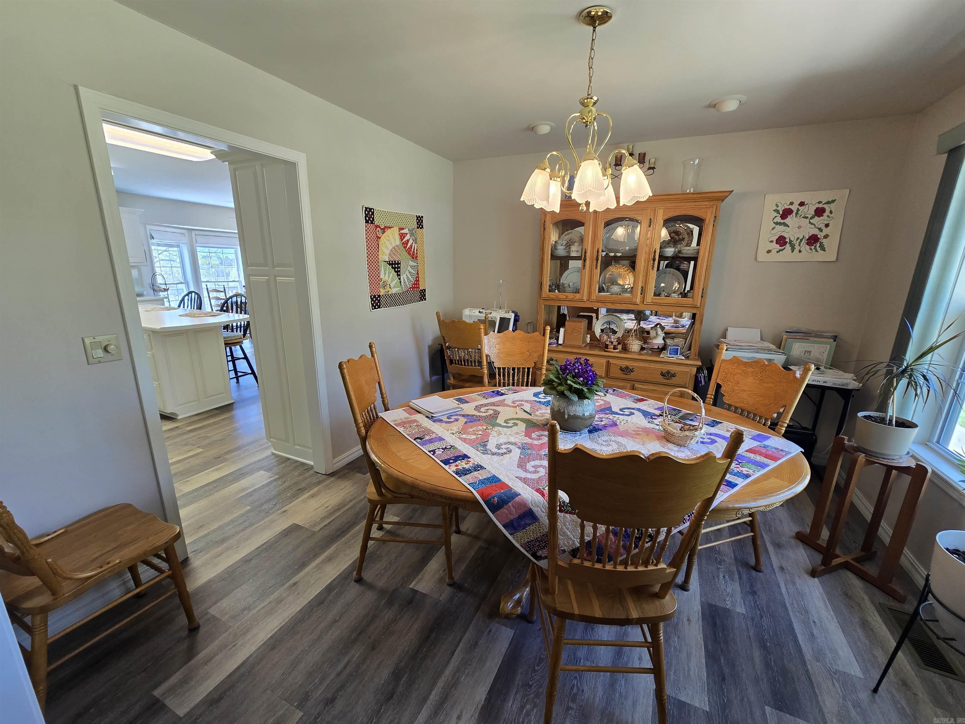 PEBBLE CREEK - Residential